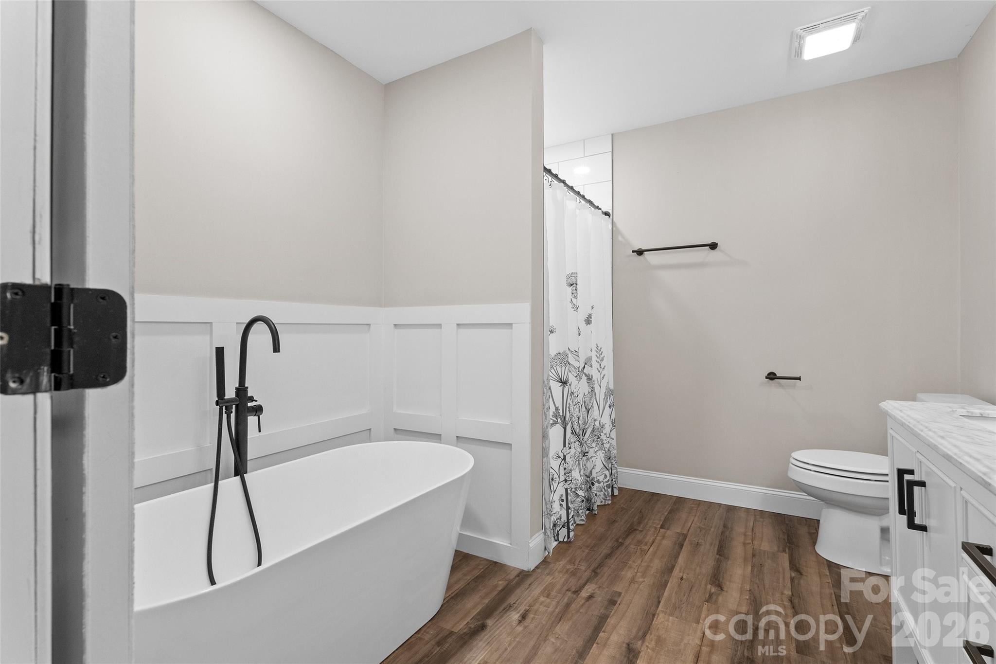 Single Family Residence at 317 Jackson Place, Matthews, photo 20 of 36