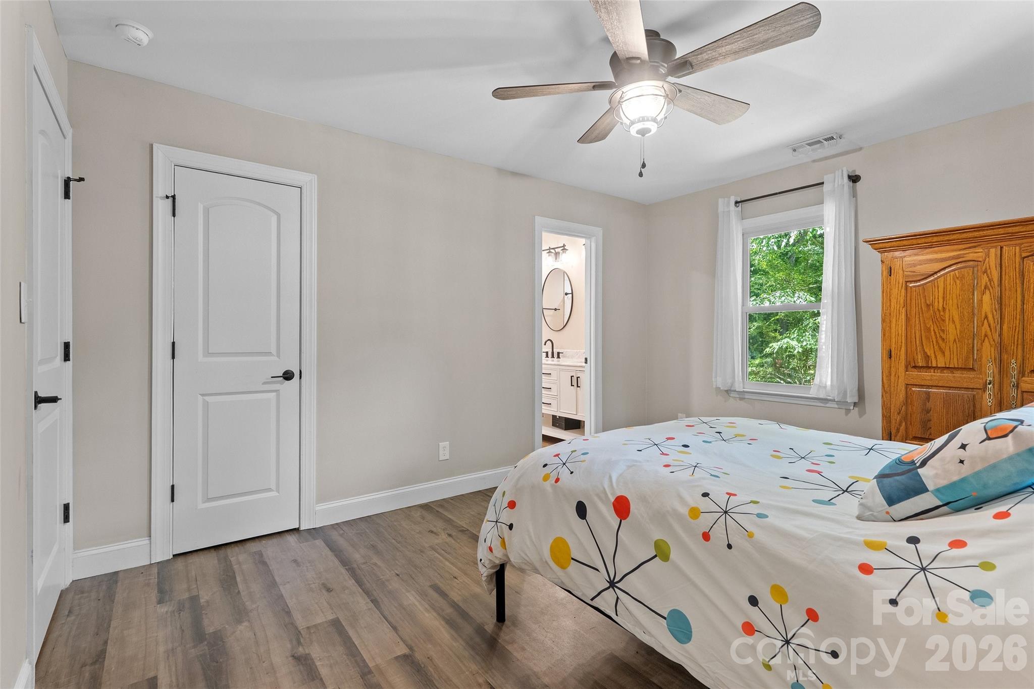 Single Family Residence at 317 Jackson Place, Matthews, photo 17 of 36