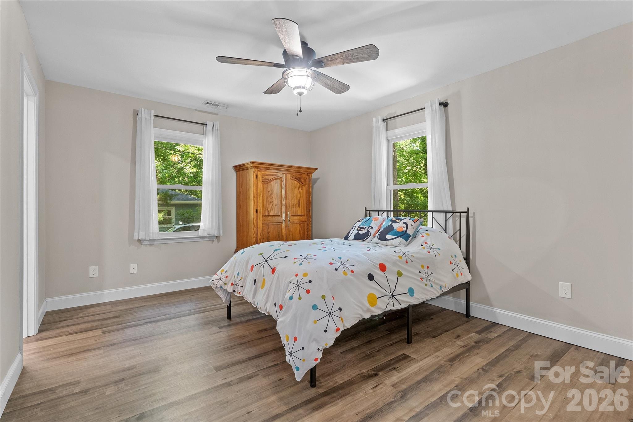 Single Family Residence at 317 Jackson Place, Matthews, photo 18 of 36