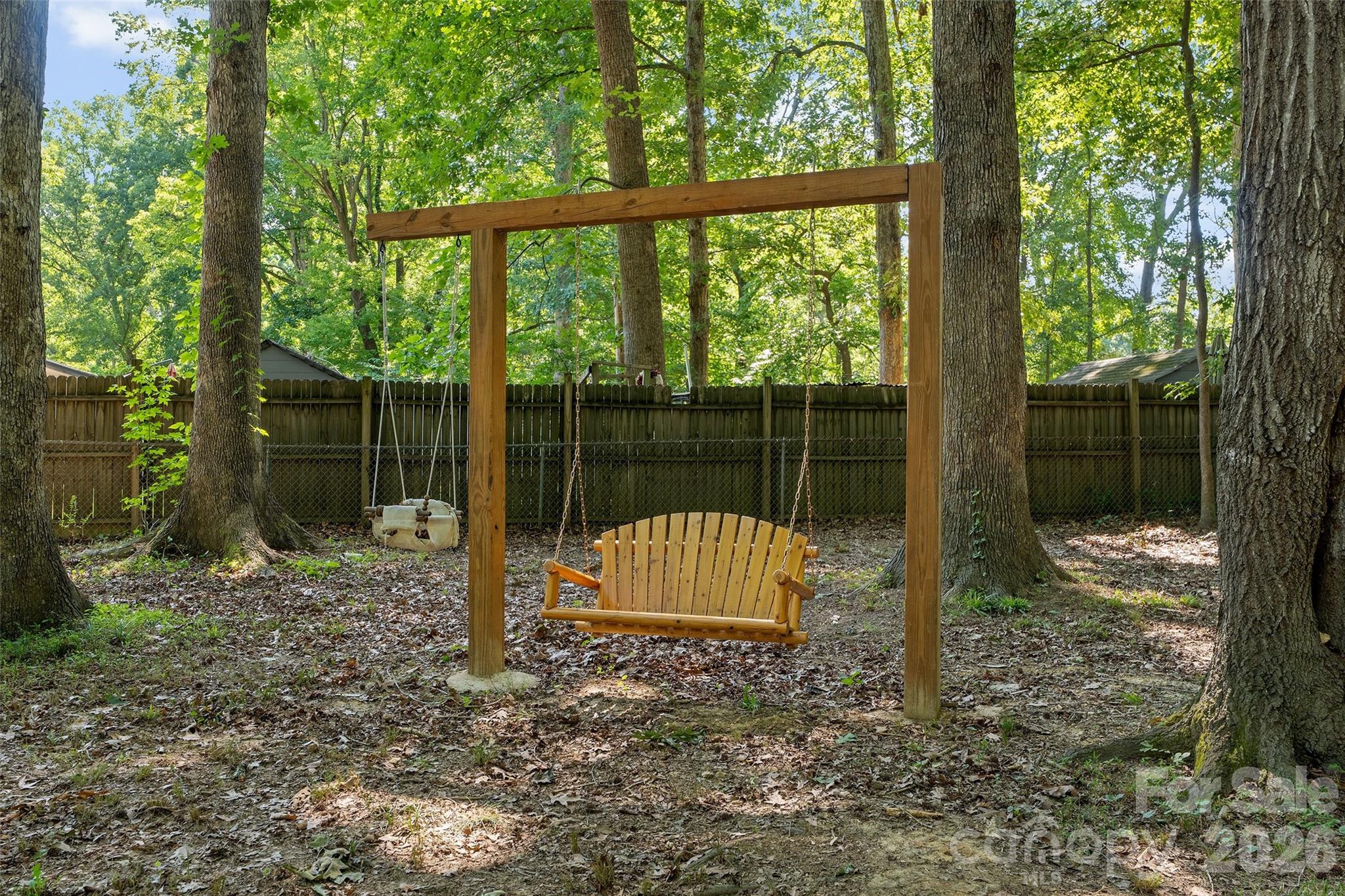 Single Family Residence at 317 Jackson Place, Matthews, photo 4 of 36