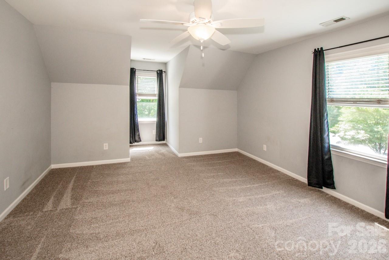 Three nice size bedrooms are upstairs - 921 Argyle Court, Statesville