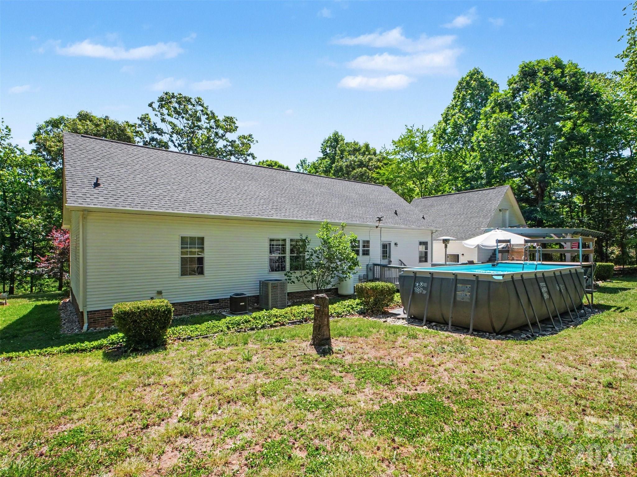 Single Family Residence at 915 Ostwalt Amity Road, Statesville, photo 31 of 37