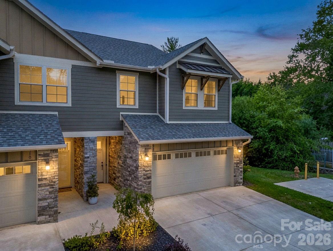 Townhouse at 572 Sweet Birch Park Lane, Black Mountain, photo 2 of 45