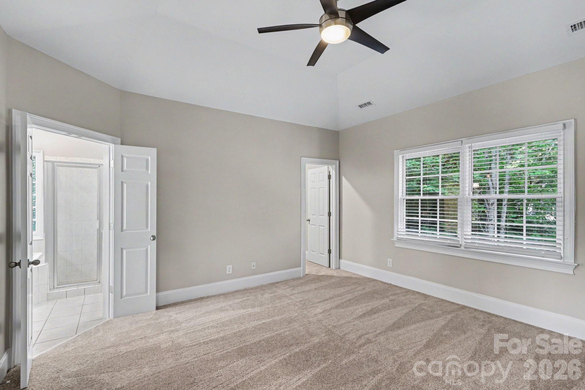 Single Family Residence at 18611 Reflection Rock Court, Davidson, photo 17 of 29