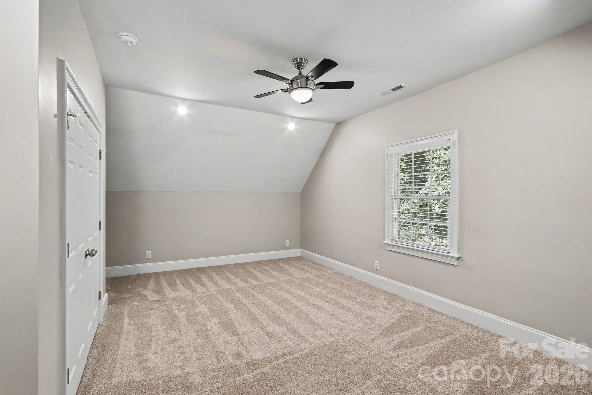 Single Family Residence at 18611 Reflection Rock Court, Davidson, photo 20 of 29
