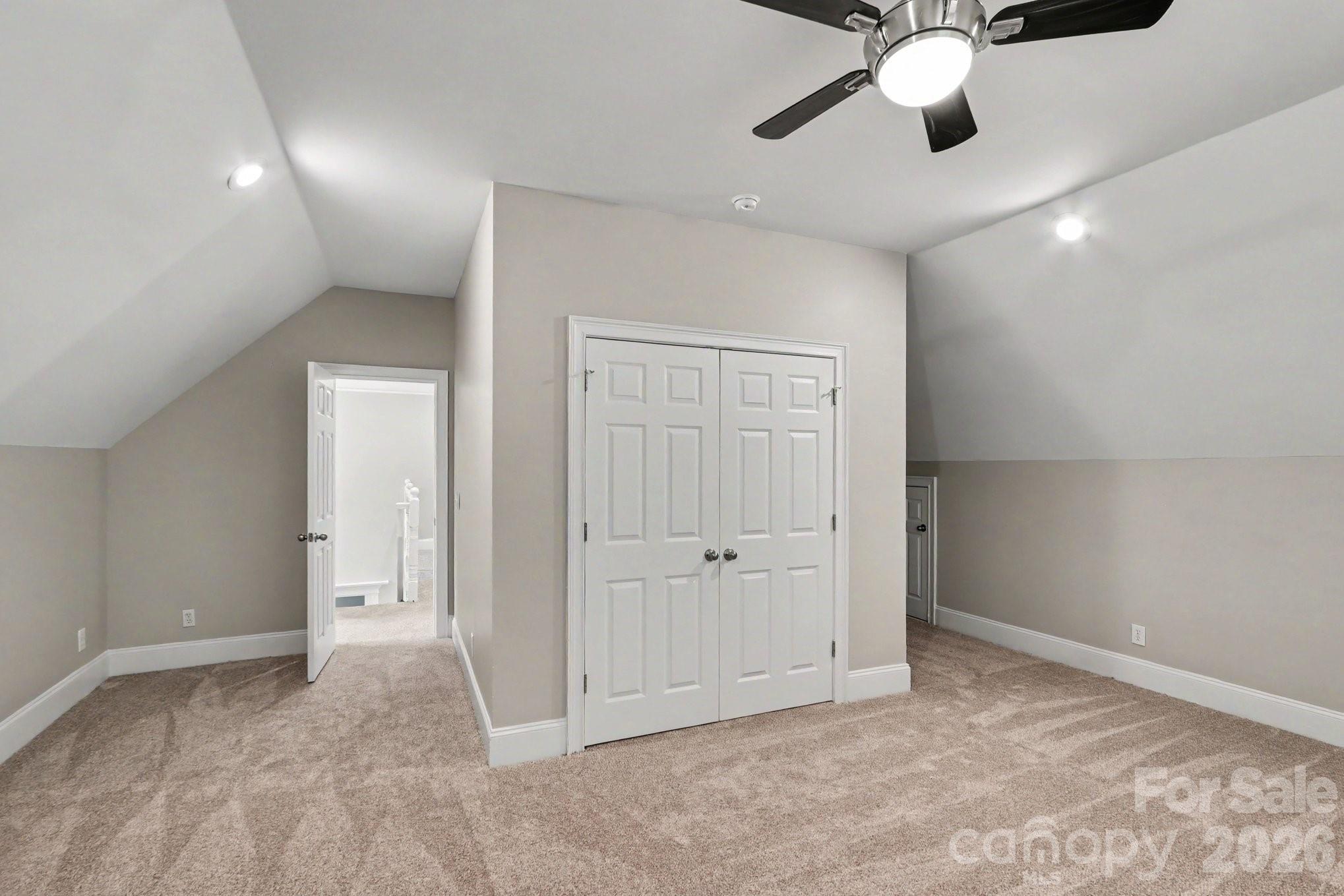 Single Family Residence at 18611 Reflection Rock Court, Davidson, photo 21 of 29