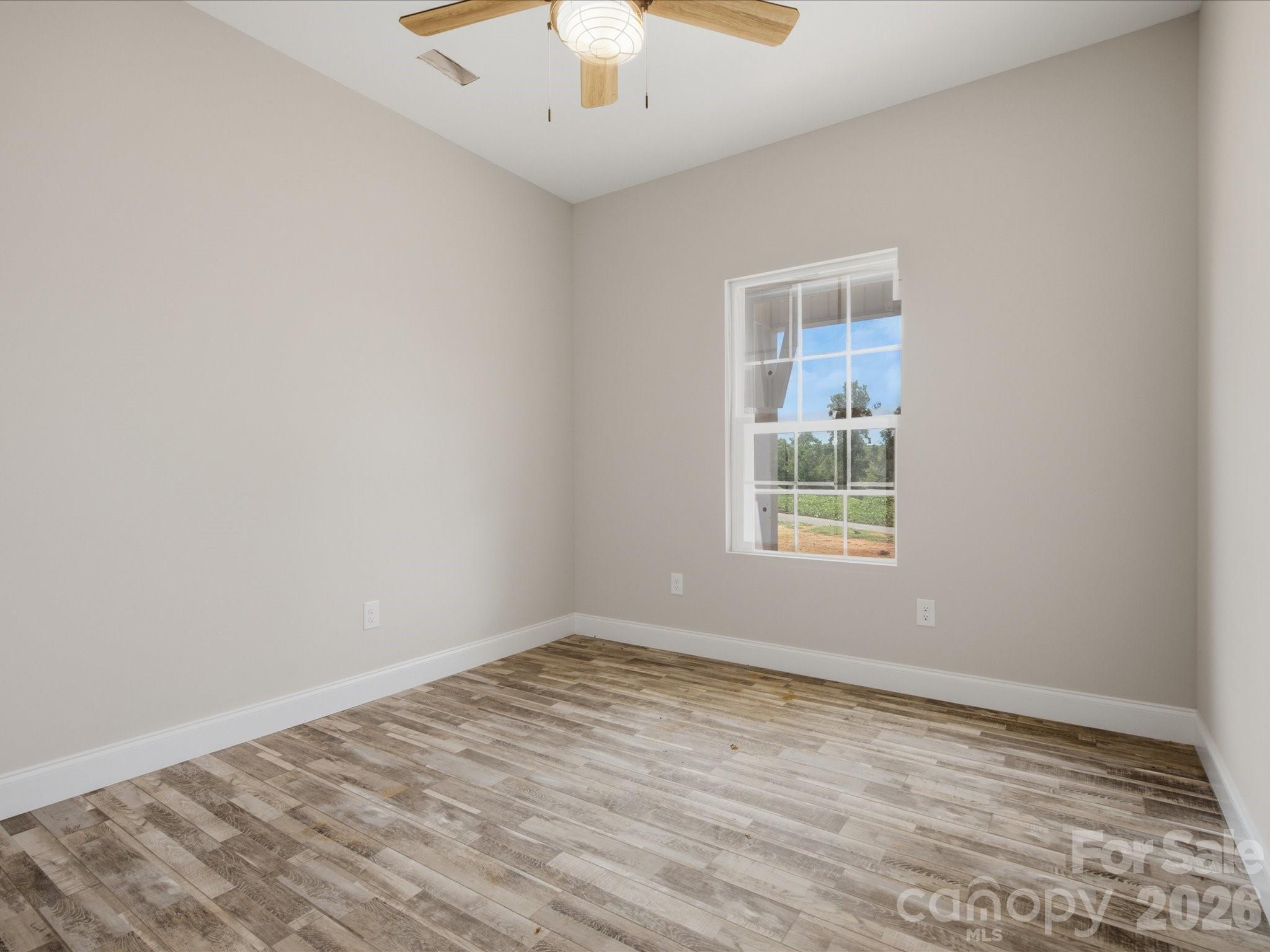 Single Family Residence at 1432 Blackbird Drive, Clover, photo 35 of 48