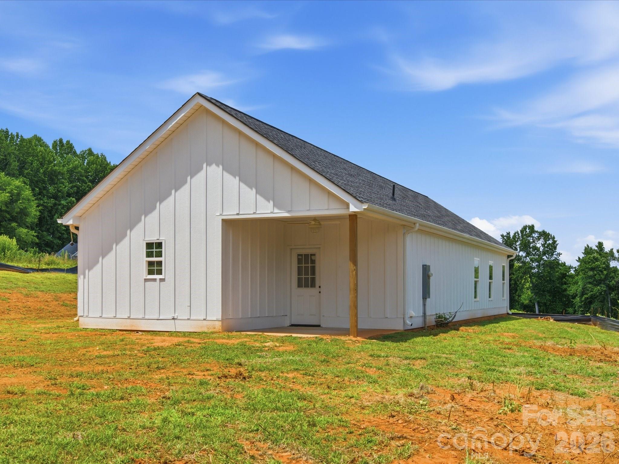 Single Family Residence at 1432 Blackbird Drive, Clover, photo 41 of 48