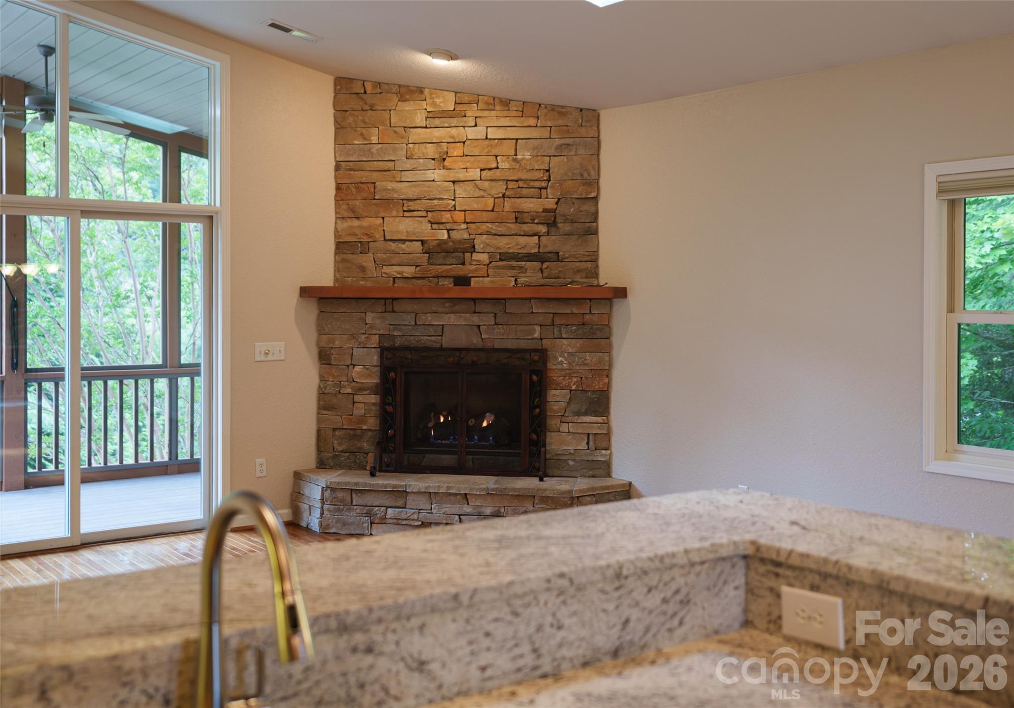 Gas fireplace - 51 Duya Court, Brevard
