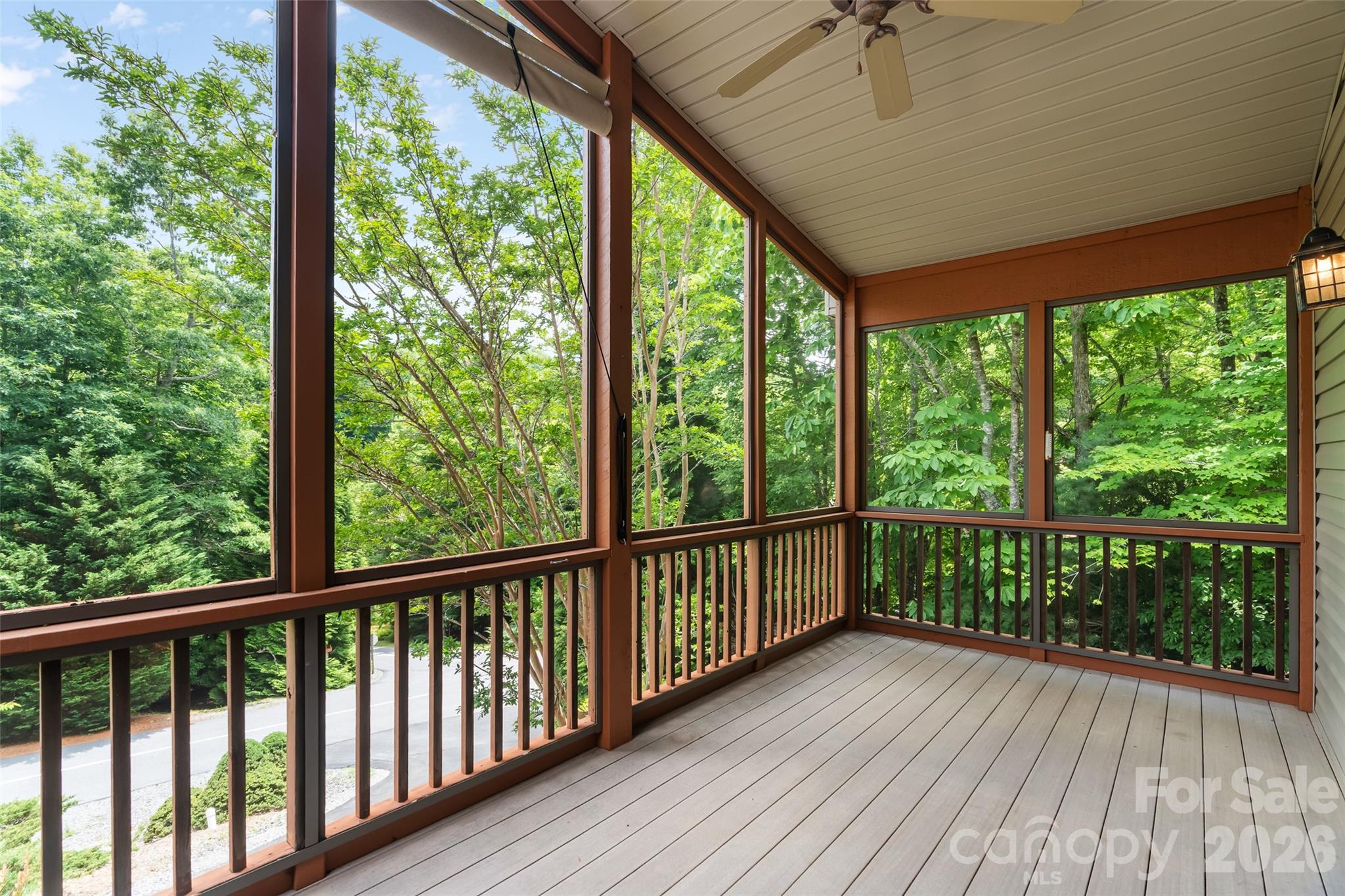 Spacious screen porch - 51 Duya Court, Brevard