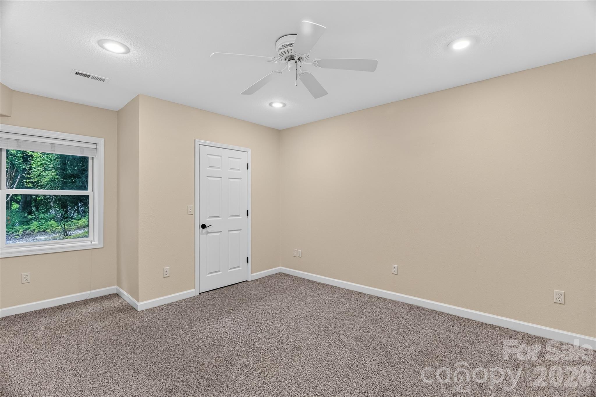 Downstairs bedroom - 51 Duya Court, Brevard