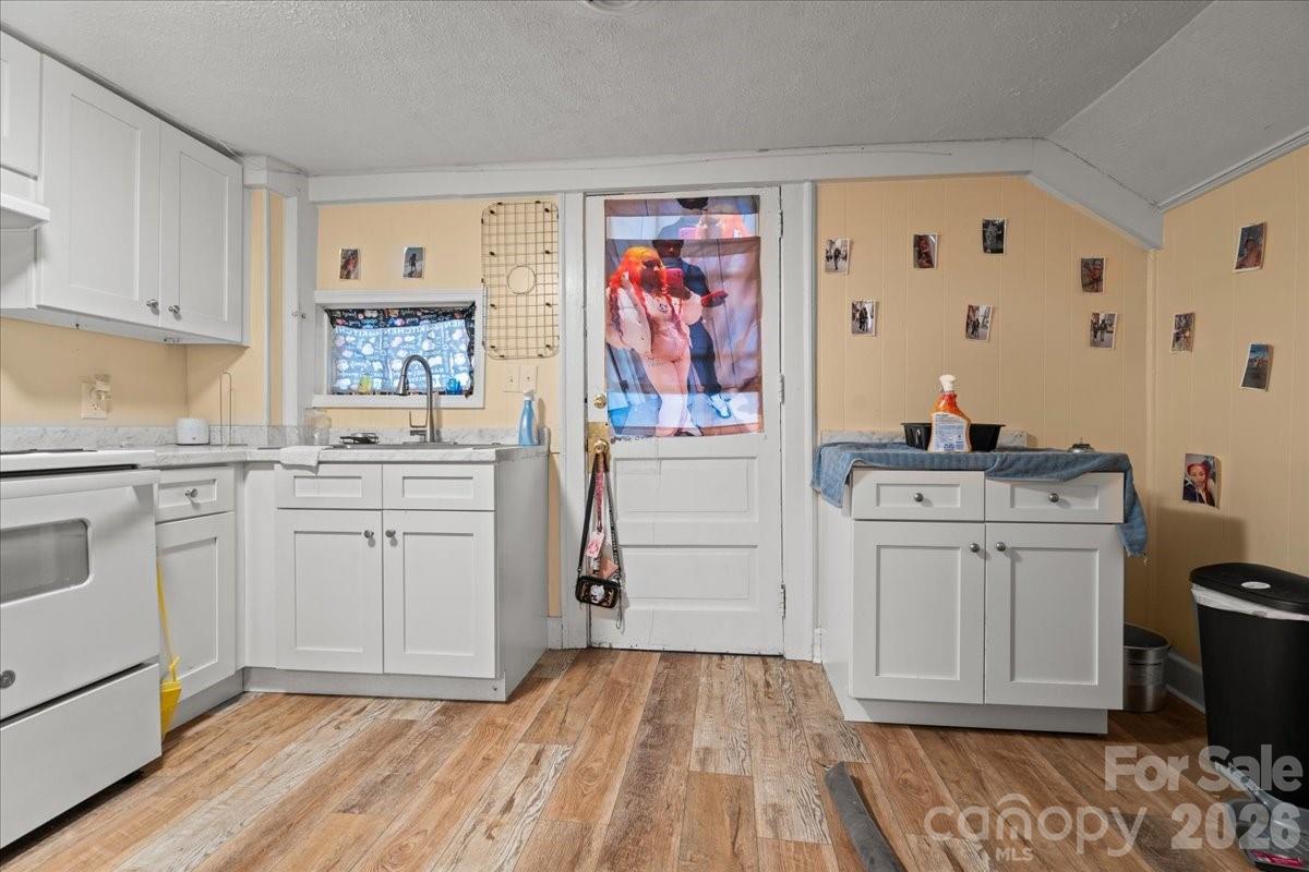 Apartment at 501 Church Street, Cheraw, photo 32 of 48