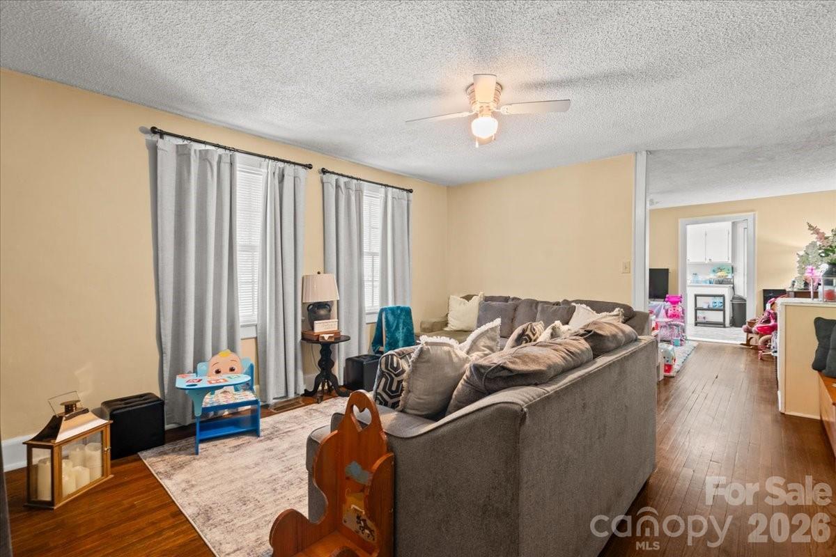Apartment at 501 Church Street, Cheraw, photo 45 of 48
