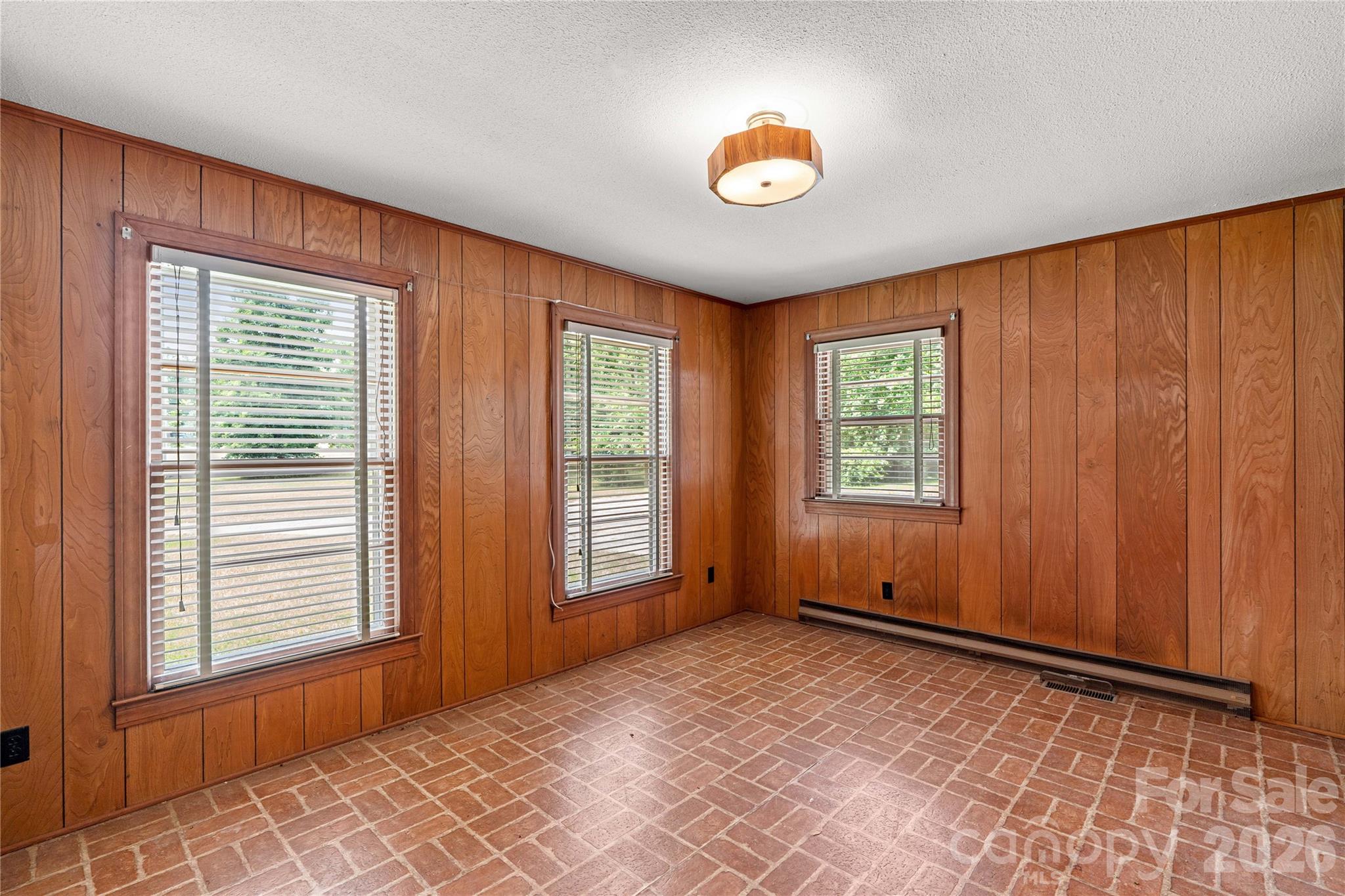 Single Family Residence at 155 Duck Creek Road, Troutman, photo 13 of 32