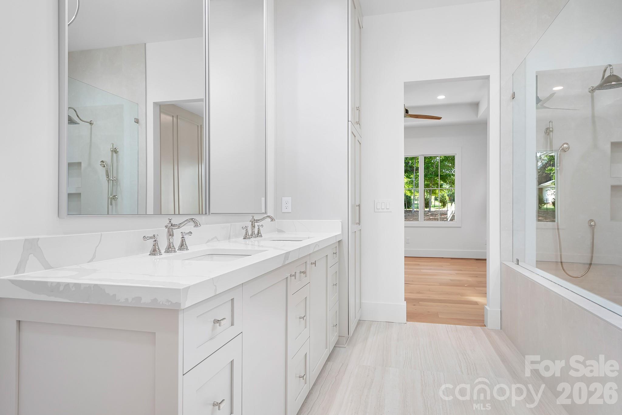 Quartz countertops - 126 Manorly Lane, Mooresville