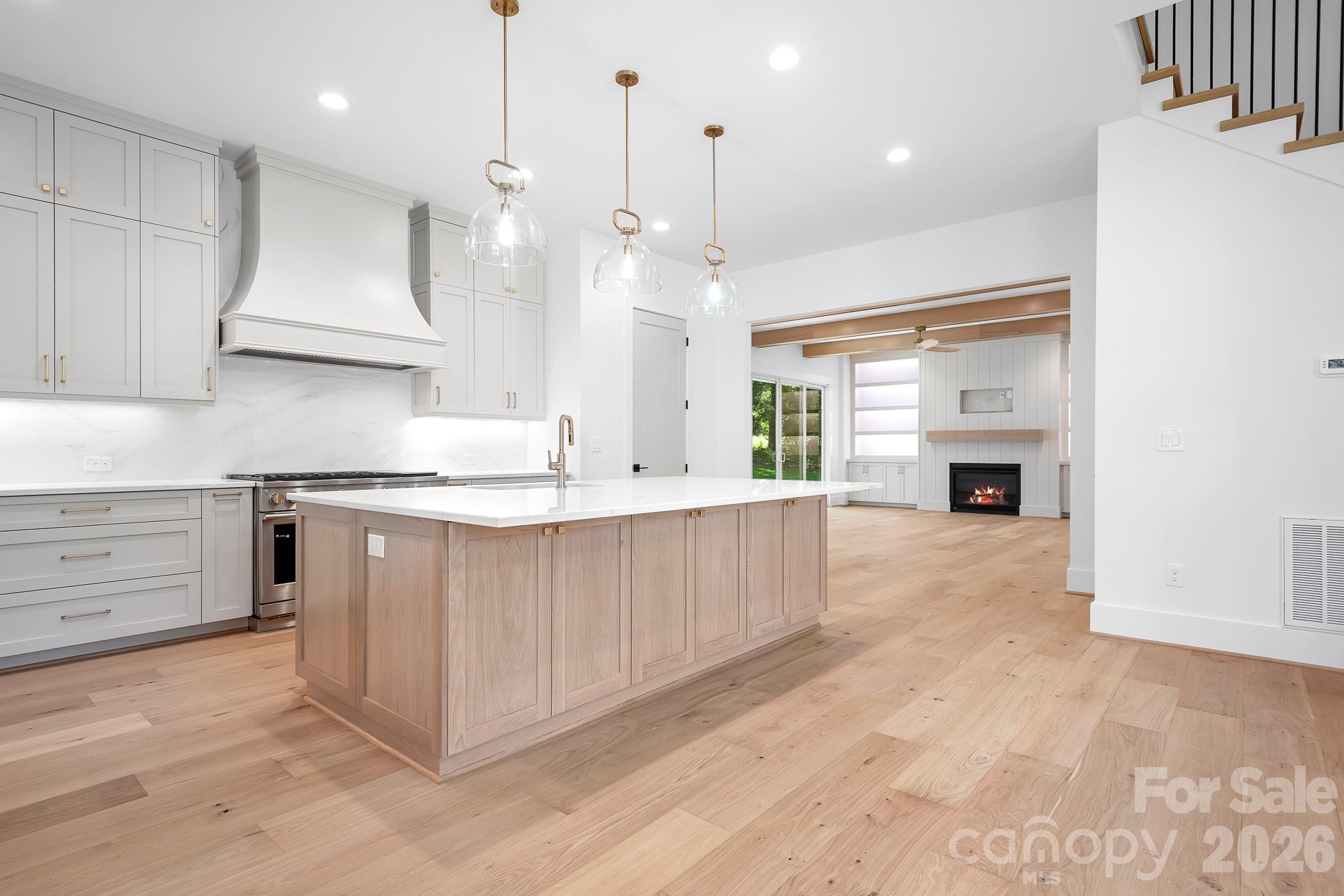 Gorgeous Kitchen with 9' white oak Island and quartz top! - 126 Manorly Lane, Mooresville