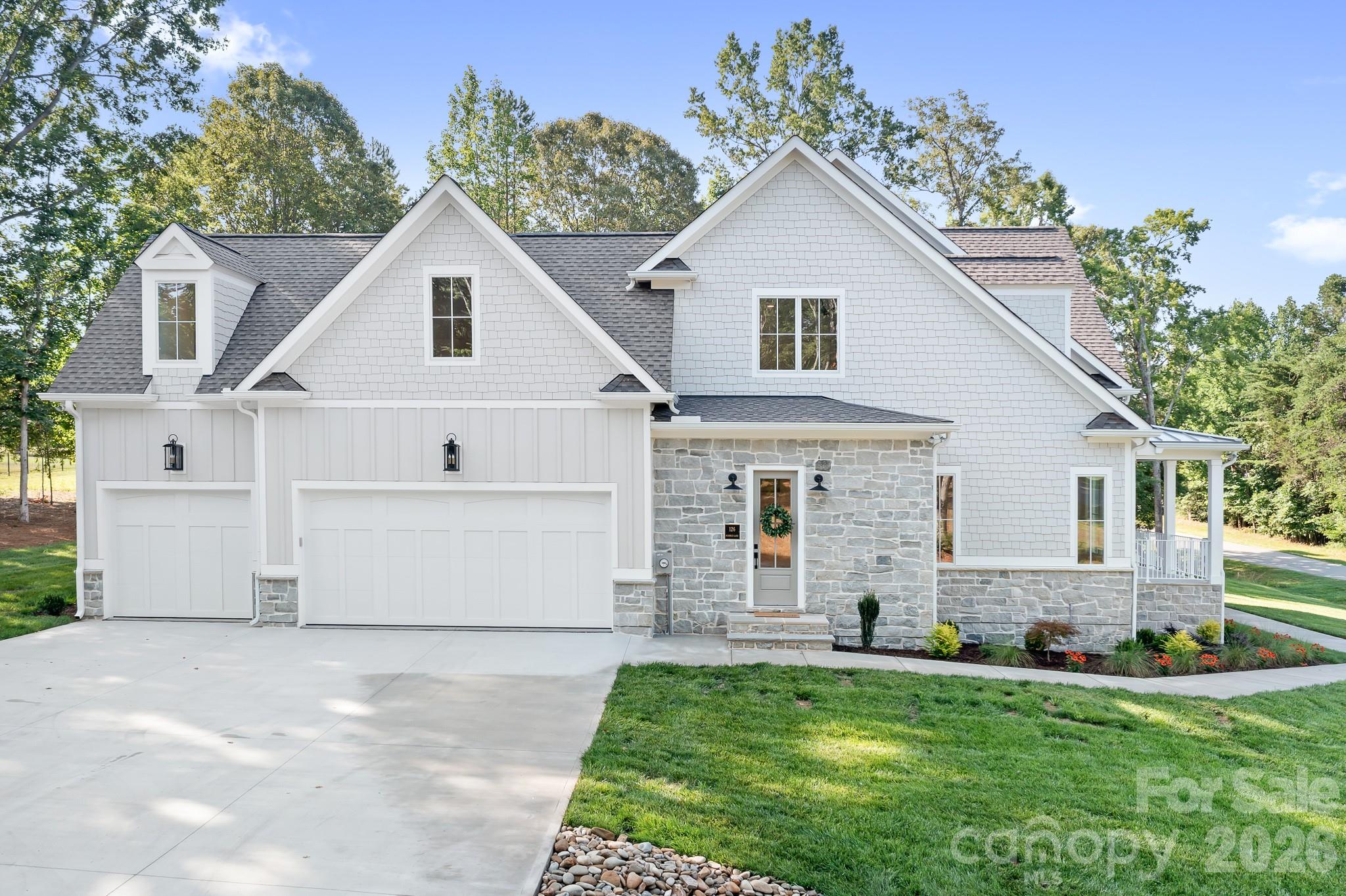 Great Curb Appeal - 126 Manorly Lane, Mooresville