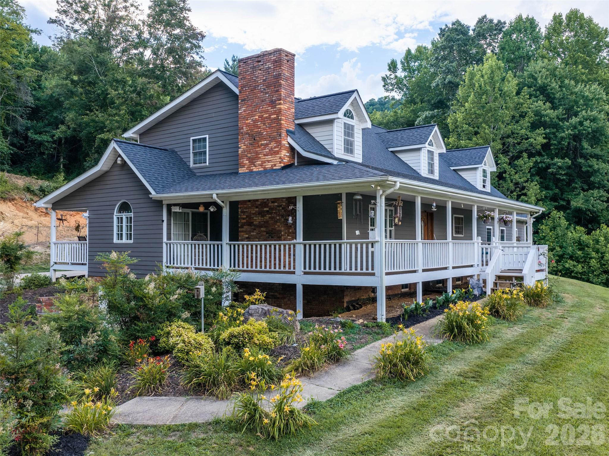 Single Family Residence at 81 Aldens Way, Clyde, photo 40 of 48