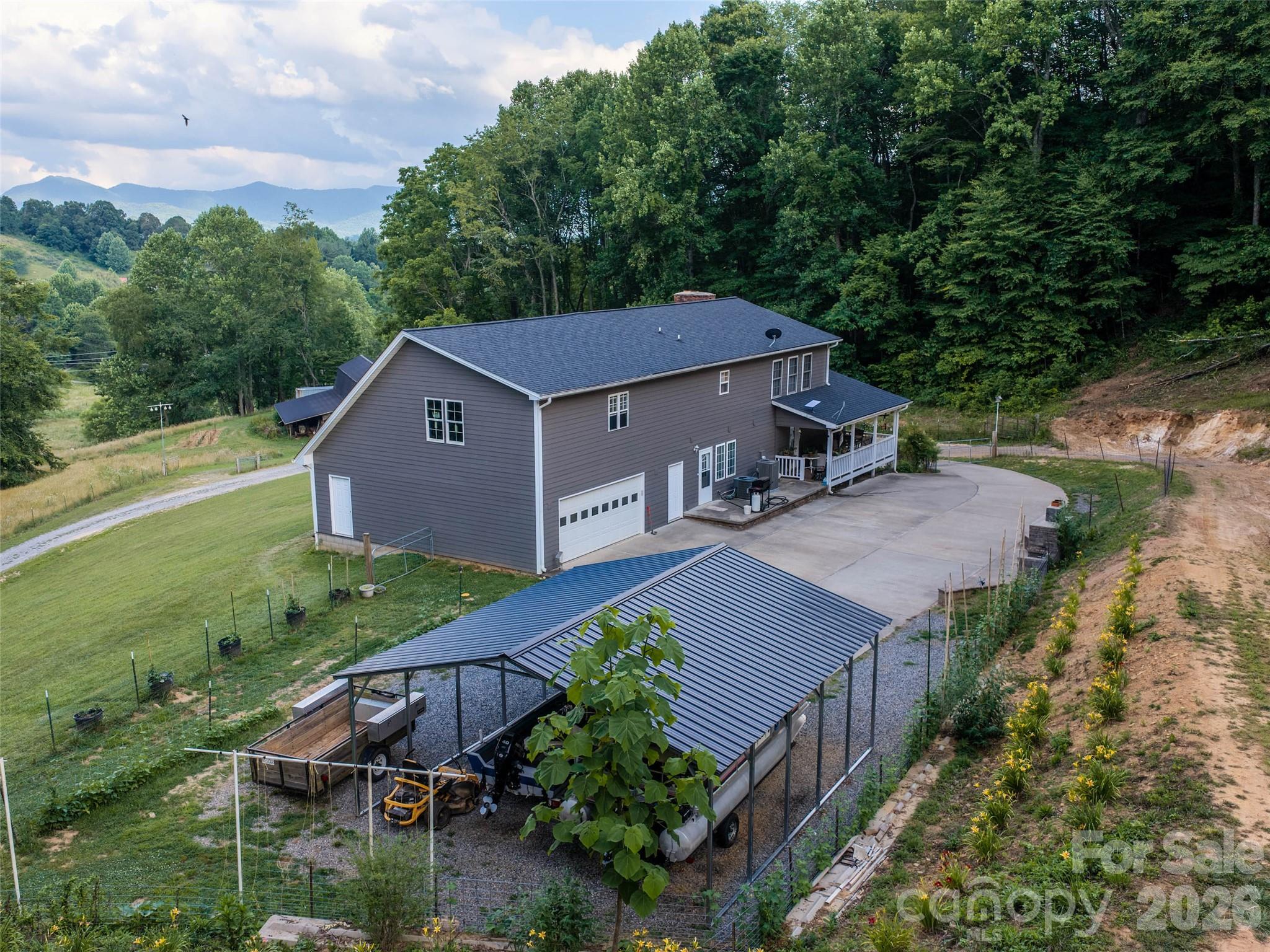 Single Family Residence at 81 Aldens Way, Clyde, photo 45 of 48