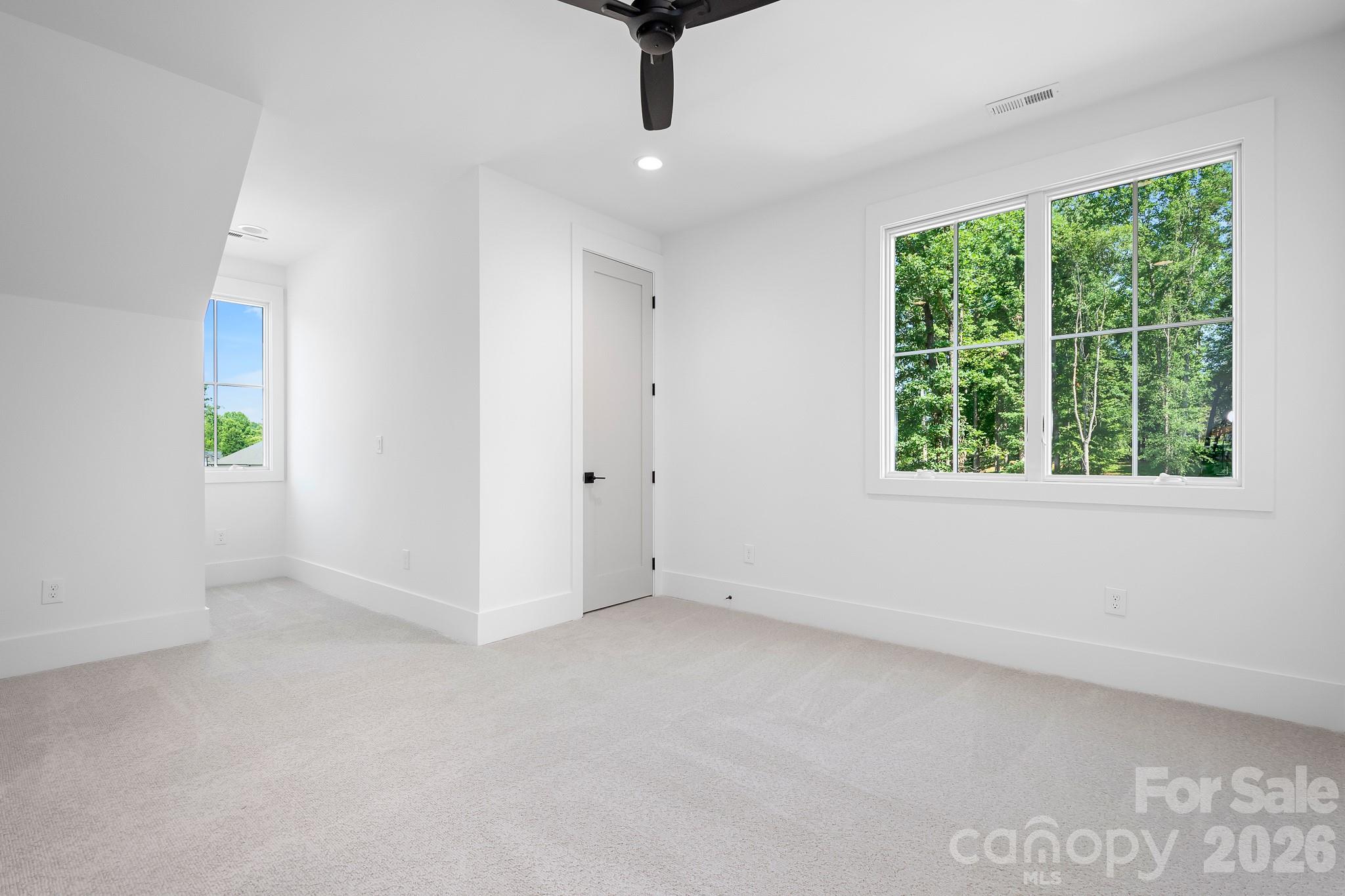 Large Upstairs BR 3 - 126 Manorly Lane, Mooresville