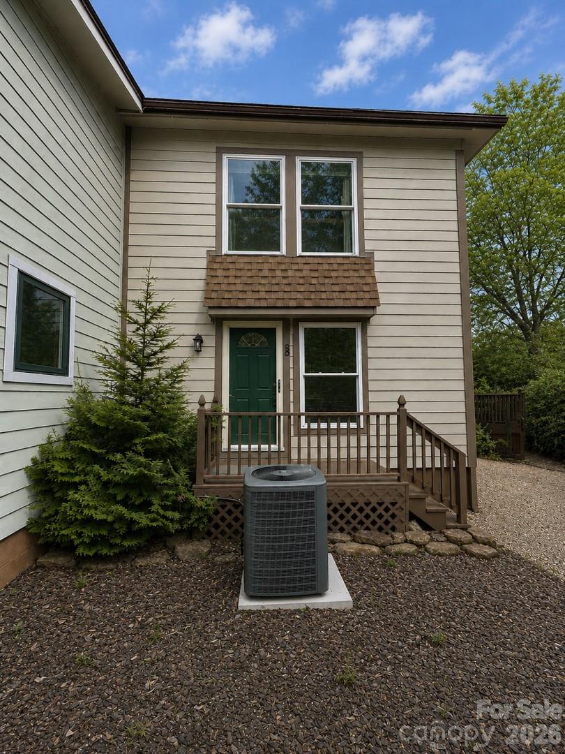 Townhouse at 99 Willow Way, Hendersonville, photo 5 of 91