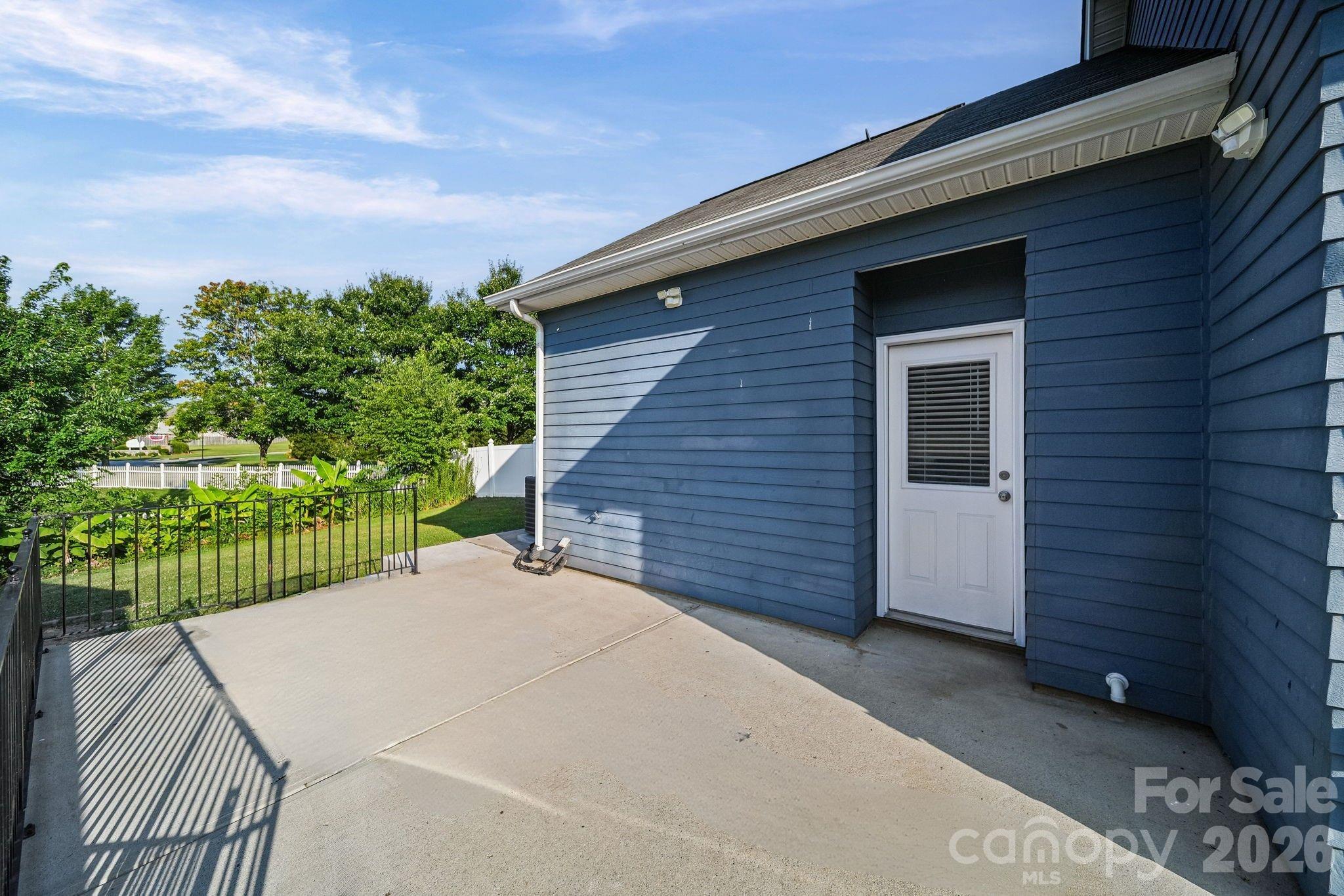 Patio - 4104 Vance Road N, Huntersville