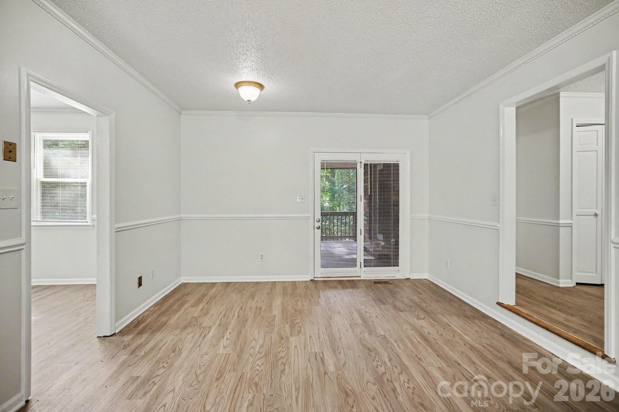 Single Family Residence at 304 Julia Drive, Lincolnton, photo 7 of 28