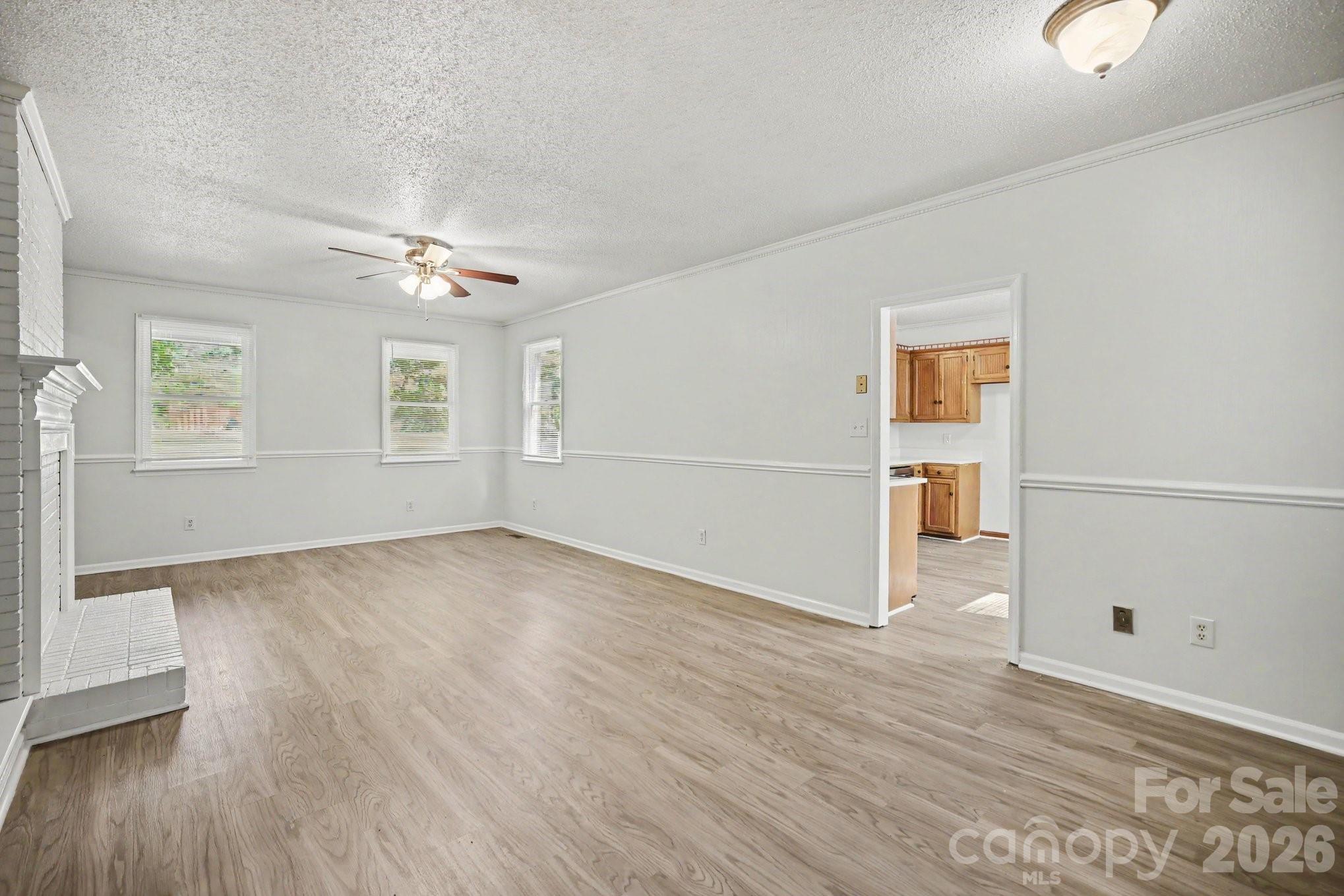 Single Family Residence at 304 Julia Drive, Lincolnton, photo 8 of 28