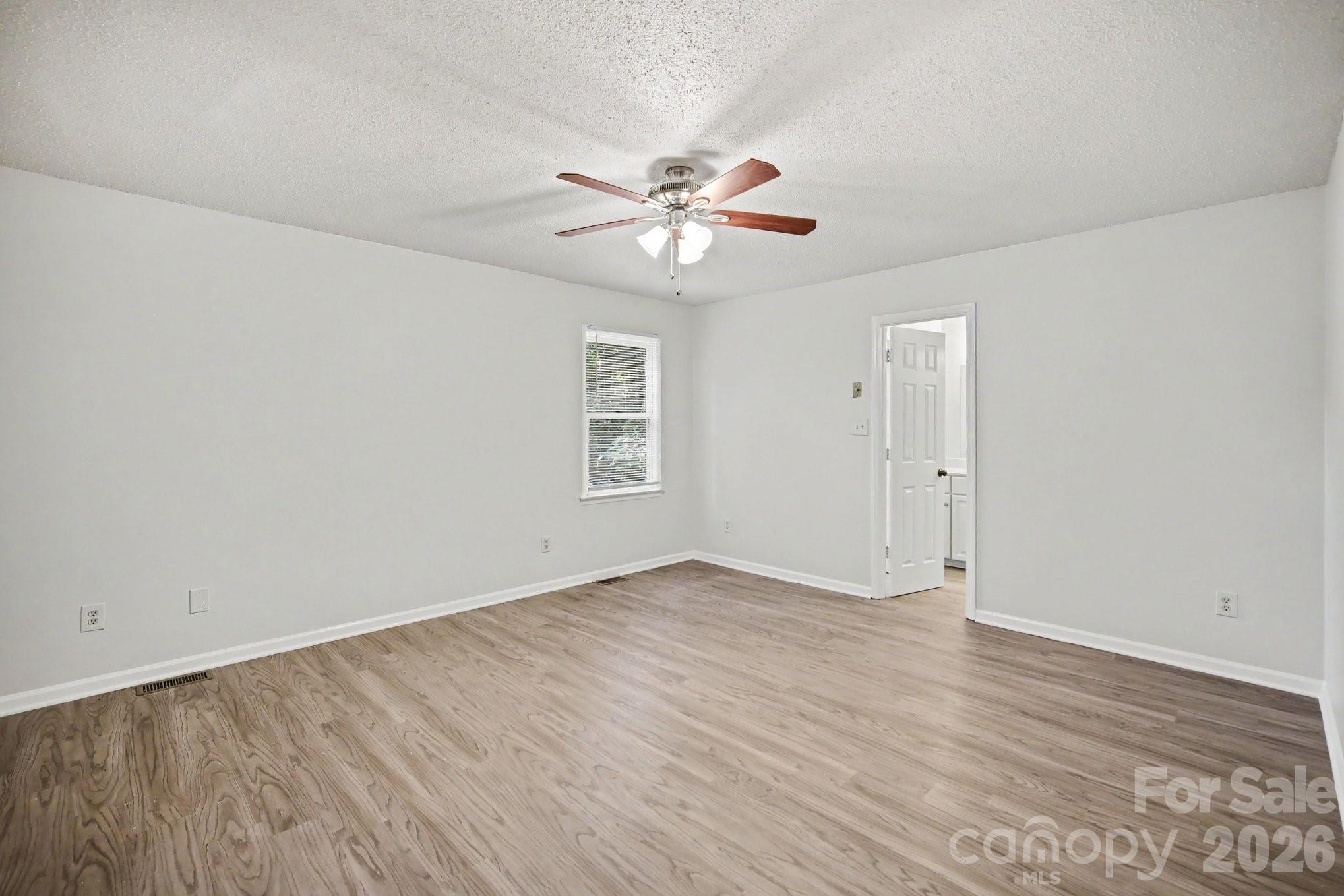 Single Family Residence at 304 Julia Drive, Lincolnton, photo 16 of 28
