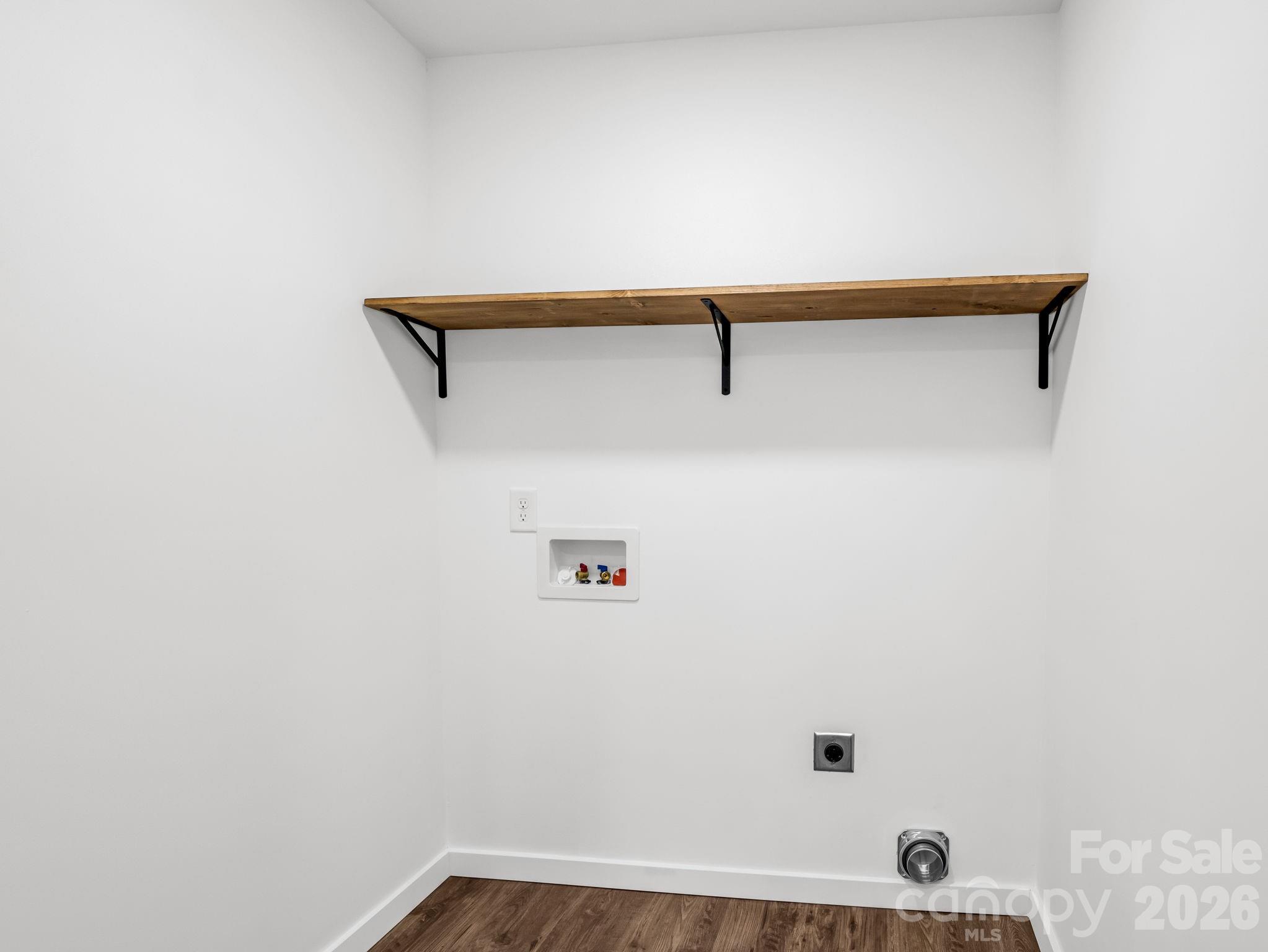 Laundry Area - 314 Maryland Drive, Forest City