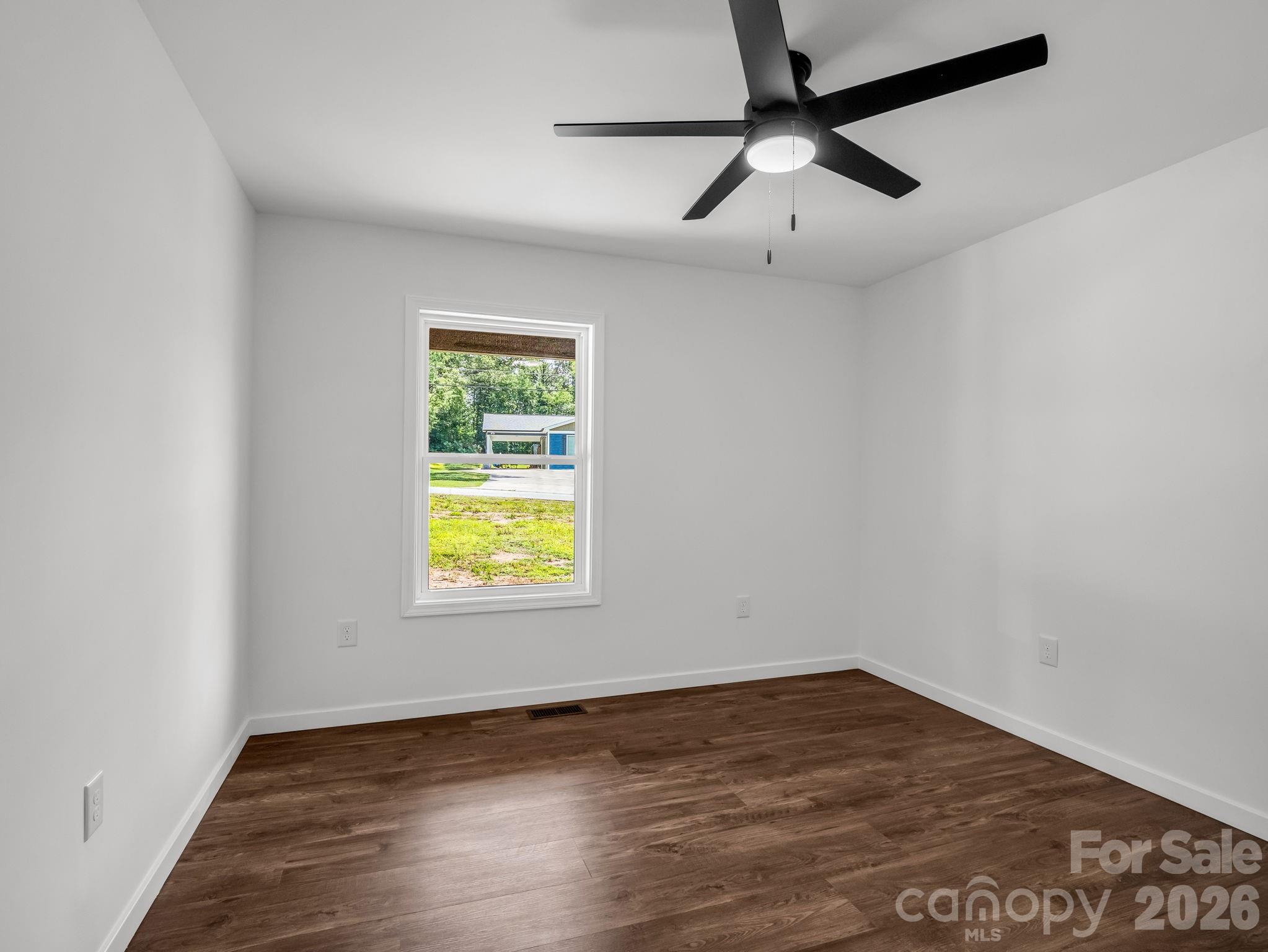 Bedroom 1 - 314 Maryland Drive, Forest City