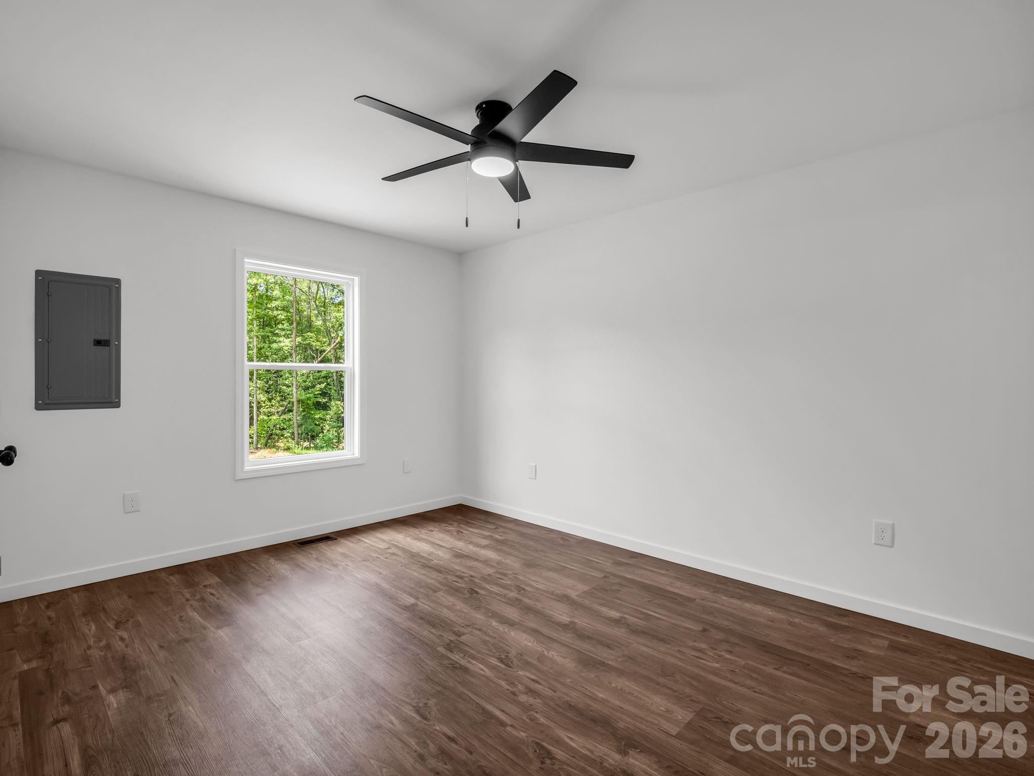 Single Family Residence at 314 Maryland Drive, Forest City, photo 19 of 24