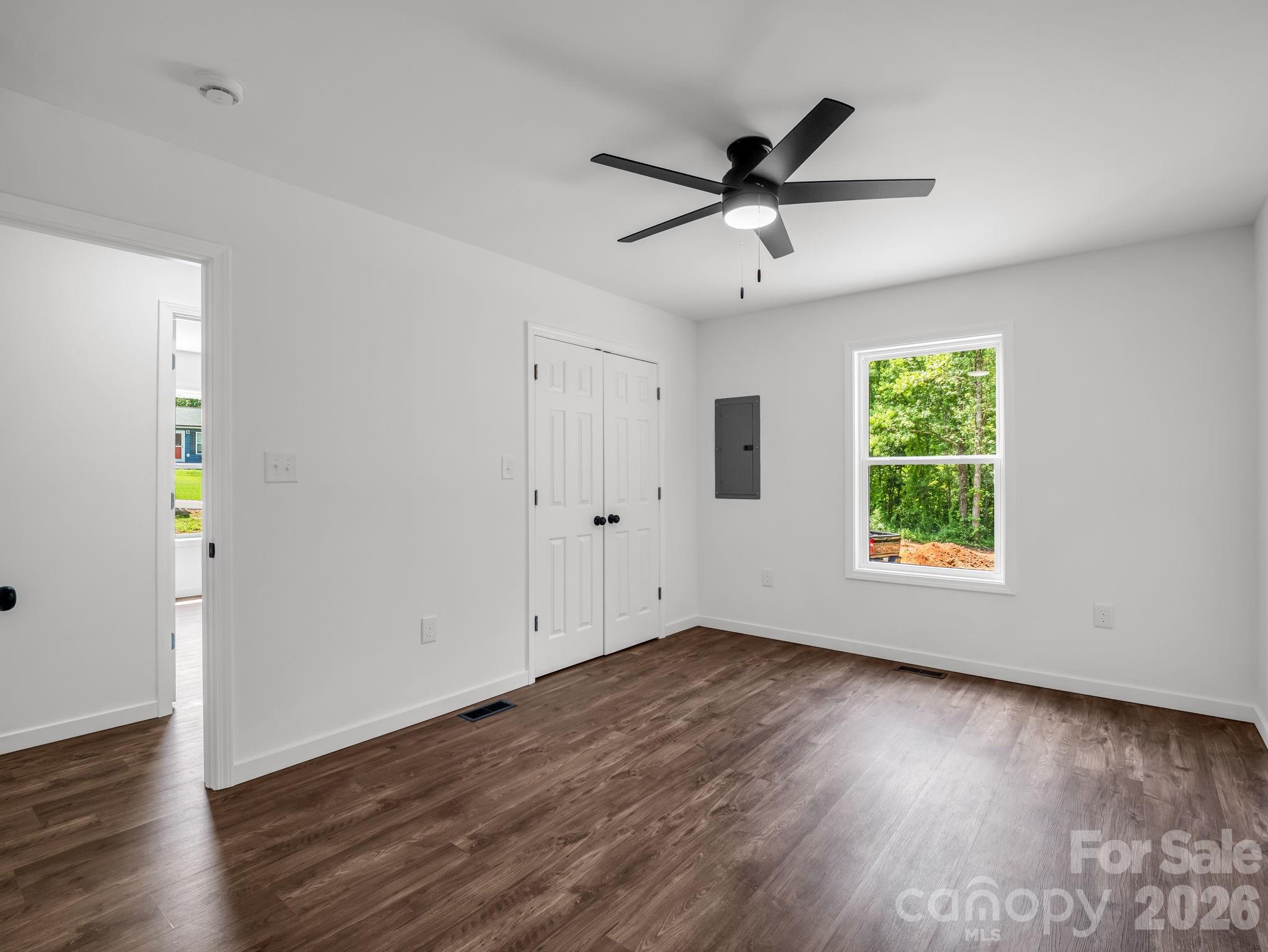 Single Family Residence at 314 Maryland Drive, Forest City, photo 21 of 24