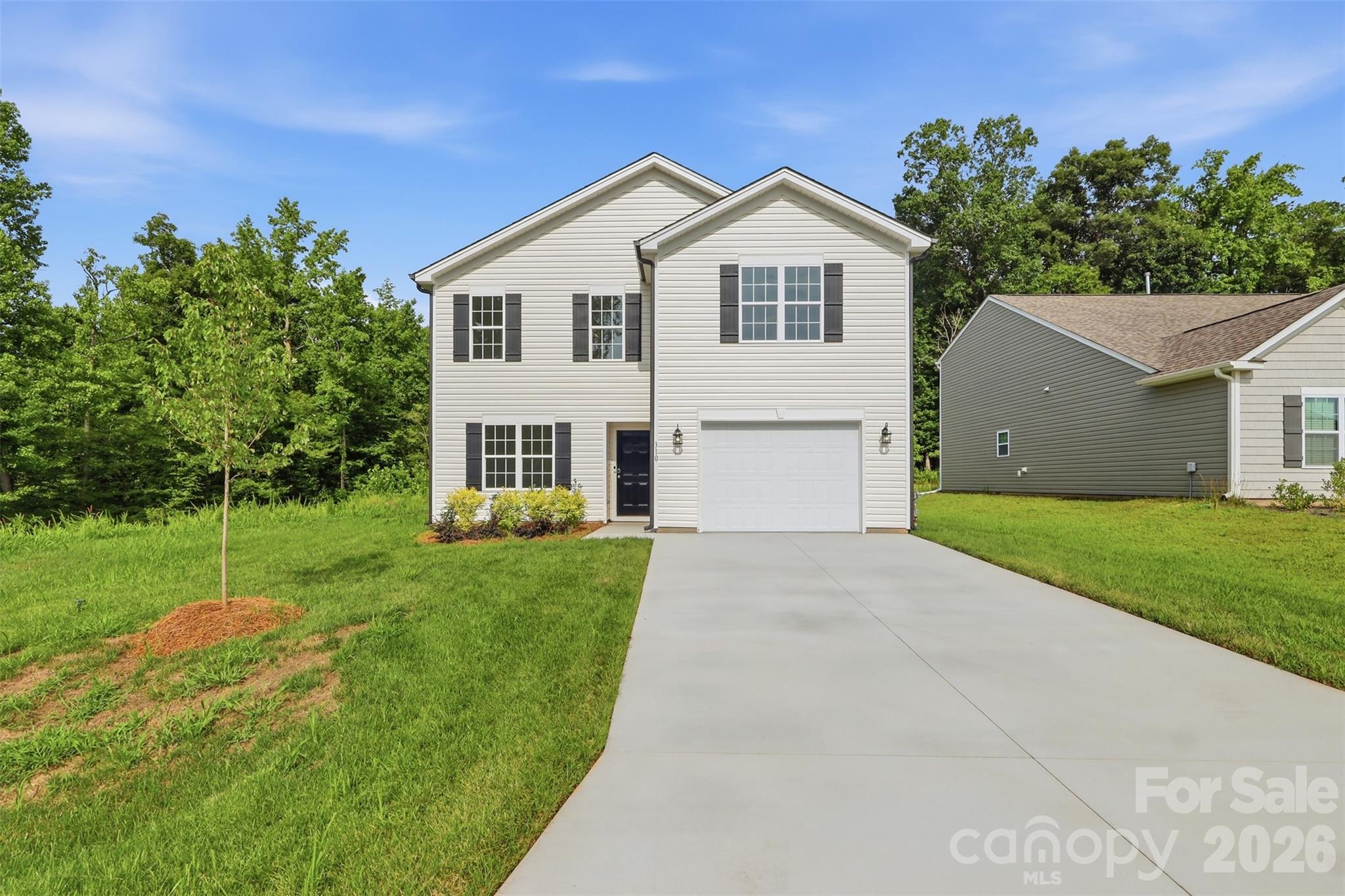 Single Family Residence at 310 Middleton Drive, Lexington, photo 2 of 24