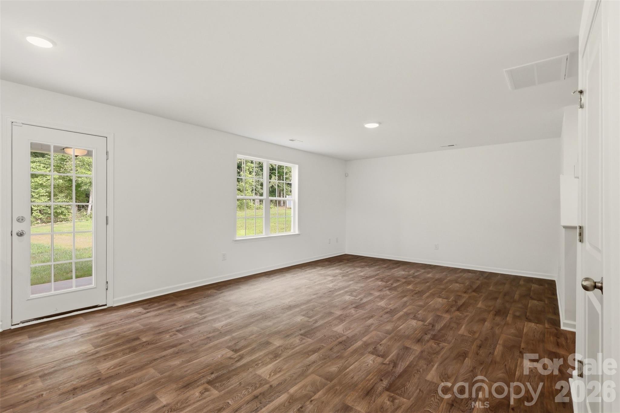 Single Family Residence at 310 Middleton Drive, Lexington, photo 12 of 24