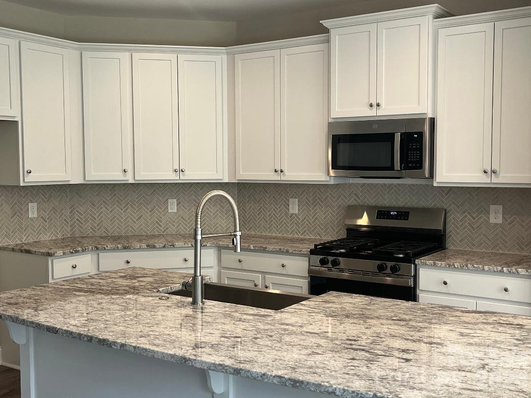 Kitchen - 456 Allen Drive, Concord