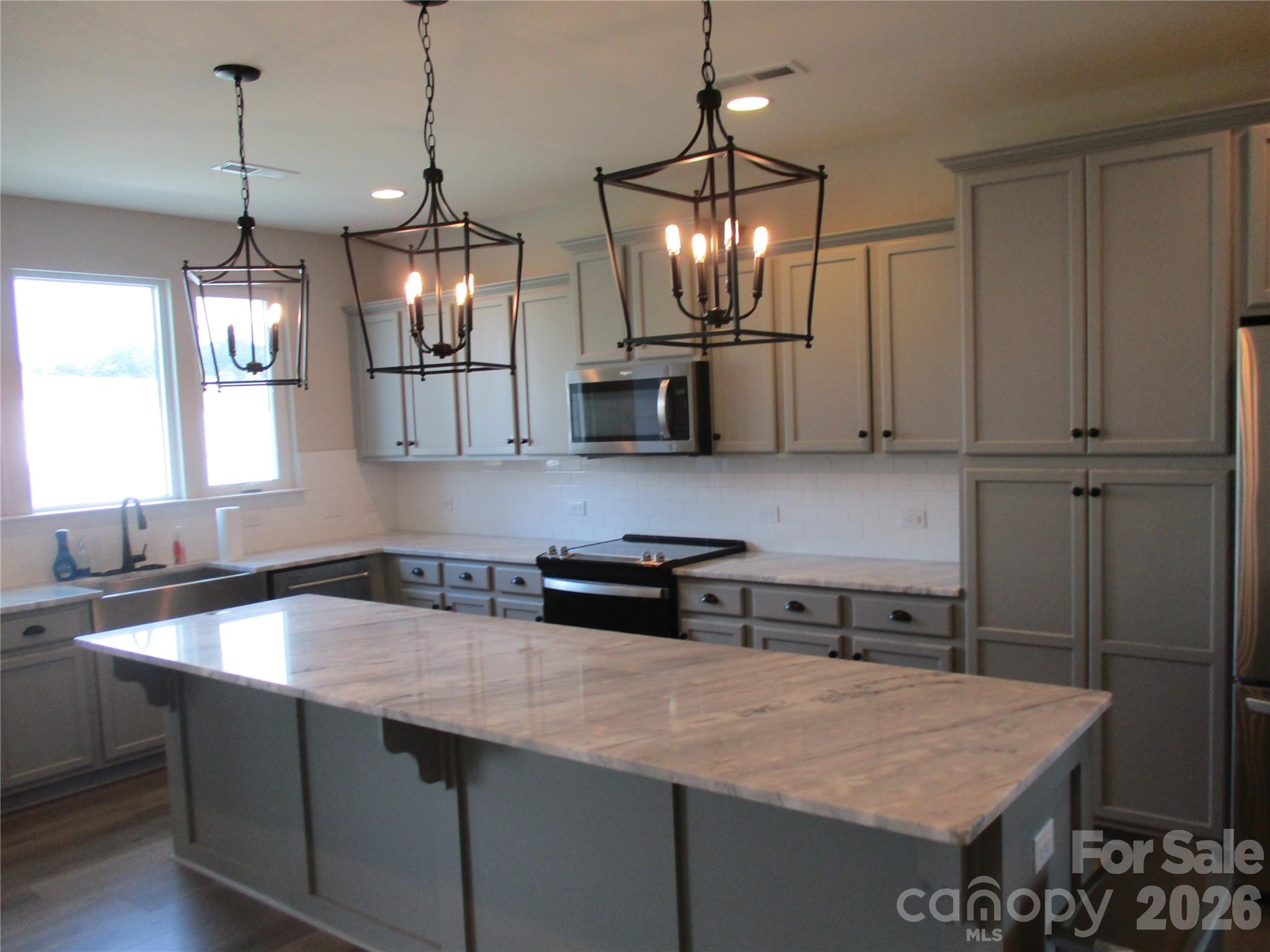 Single Family Residence at 1525 Rye Road, Mount Holly, photo 7 of 21
