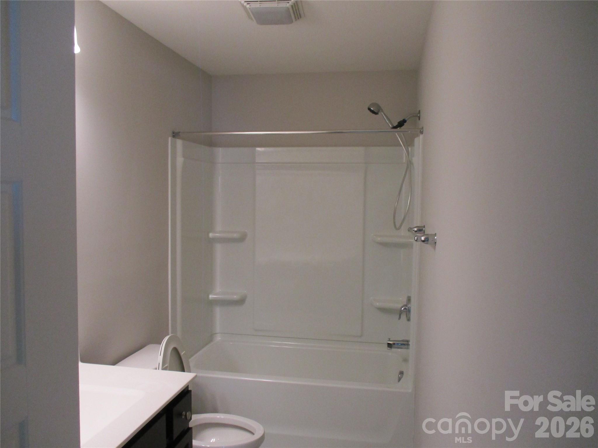 Single Family Residence at 1525 Rye Road, Mount Holly, photo 16 of 21