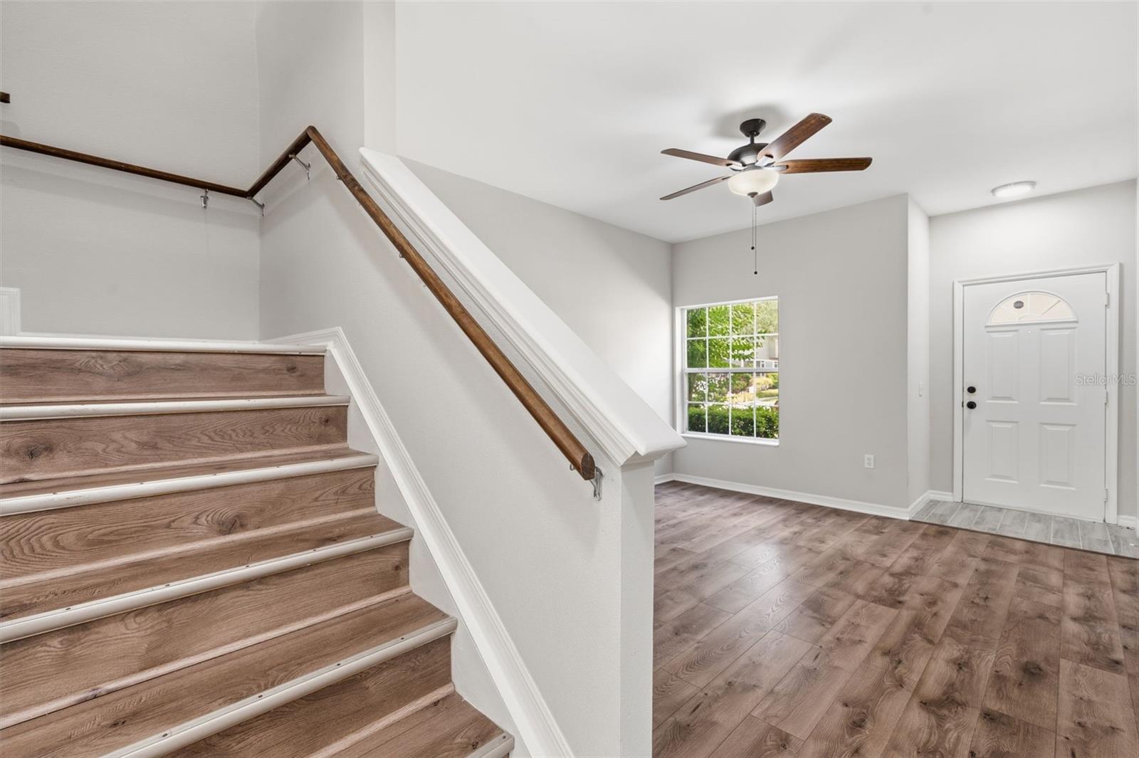 Townhouse at 7560 PLANTATION CIR, BRADENTON, photo 3 of 42