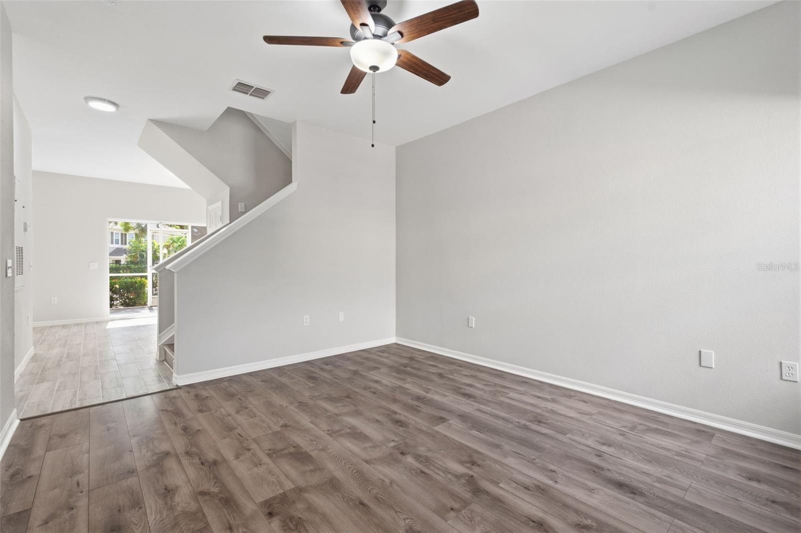Townhouse at 7560 PLANTATION CIR, BRADENTON, photo 4 of 42