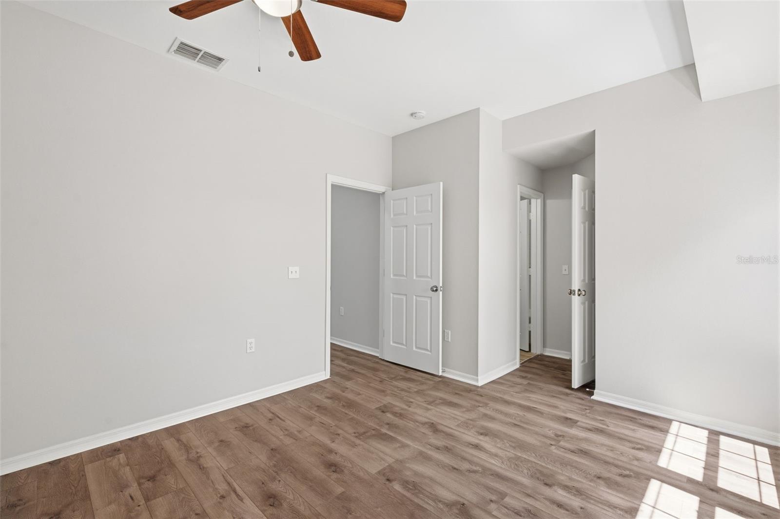 Townhouse at 7560 PLANTATION CIR, BRADENTON, photo 23 of 42