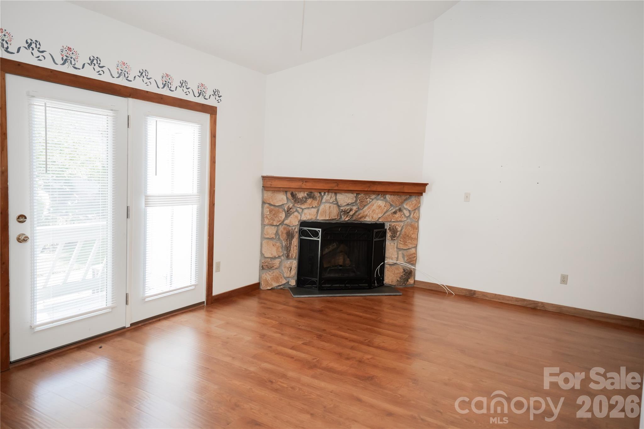 Townhouse at 100 Willow Run Drive, Gastonia, photo 3 of 15