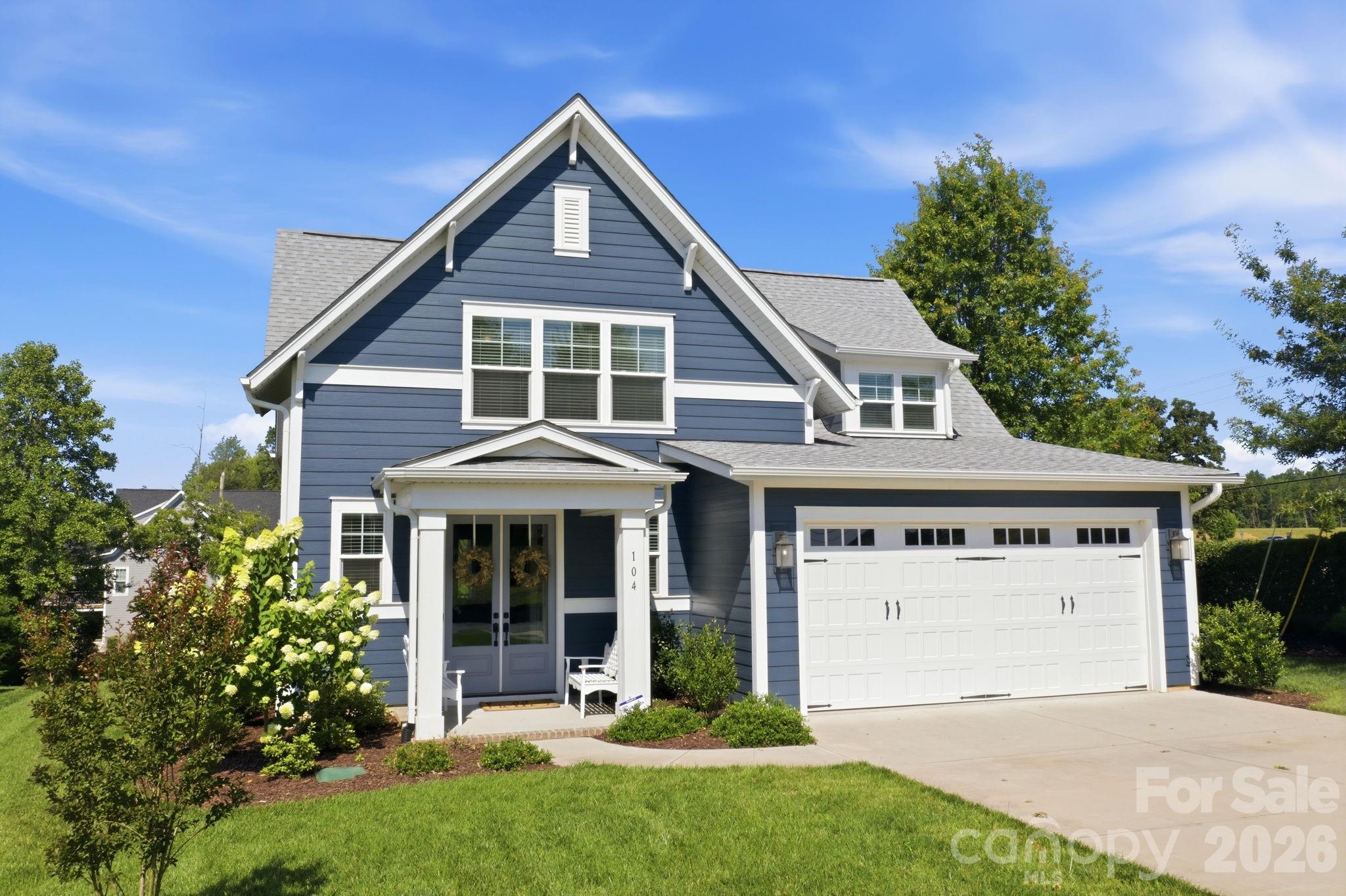 Single Family Residence at 104 Sisters Cove Court, Mooresville, photo 15 of 35