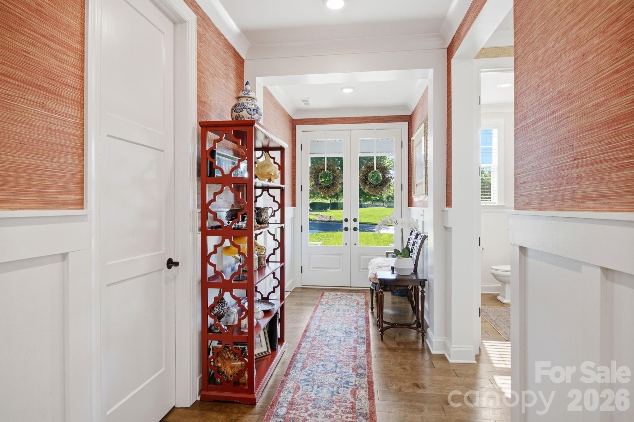 Single Family Residence at 104 Sisters Cove Court, Mooresville, photo 6 of 35