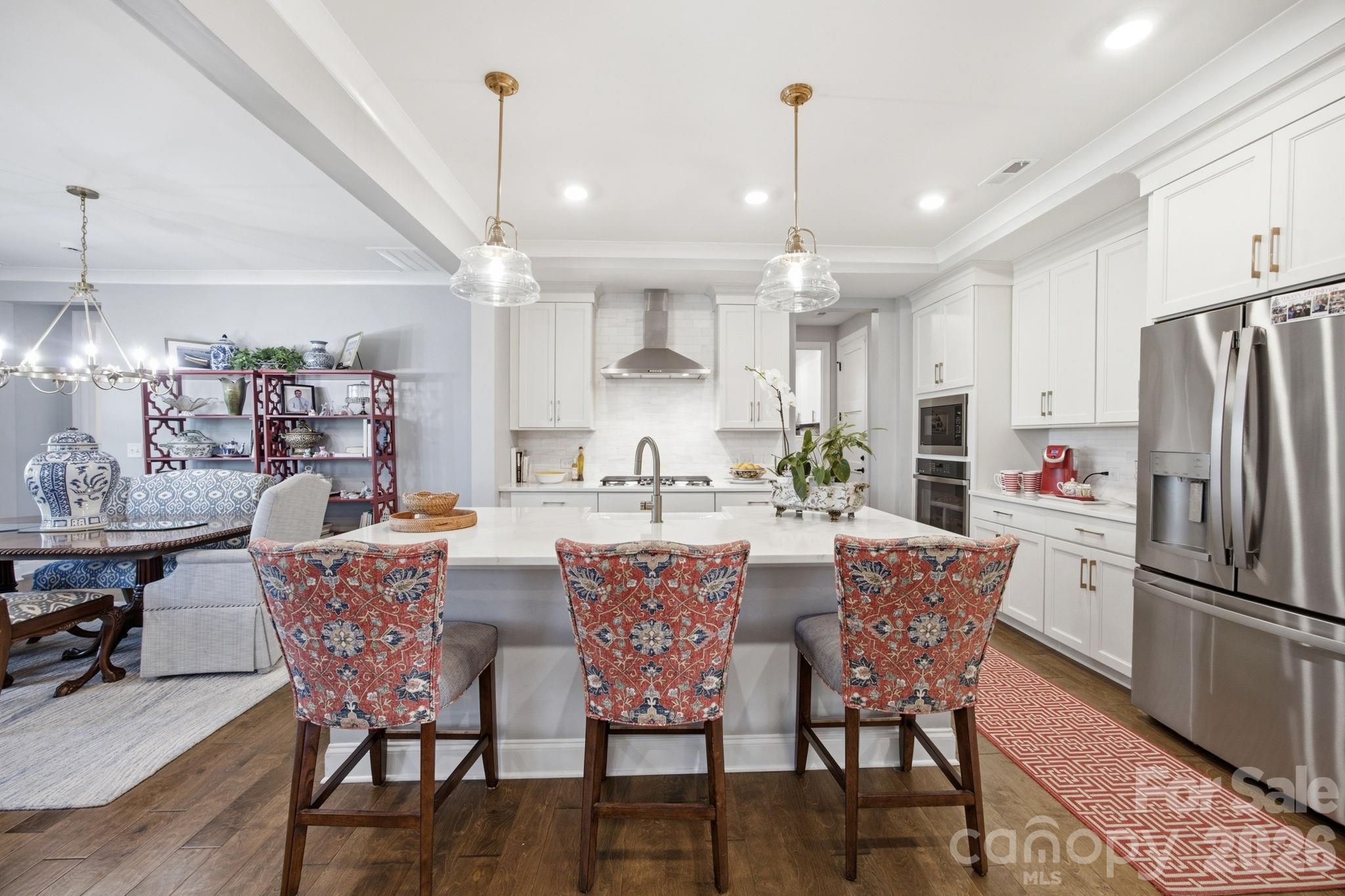 Single Family Residence at 104 Sisters Cove Court, Mooresville, photo 8 of 35