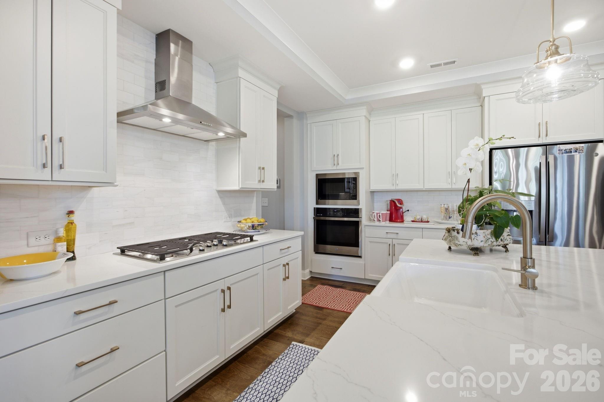 Single Family Residence at 104 Sisters Cove Court, Mooresville, photo 10 of 35