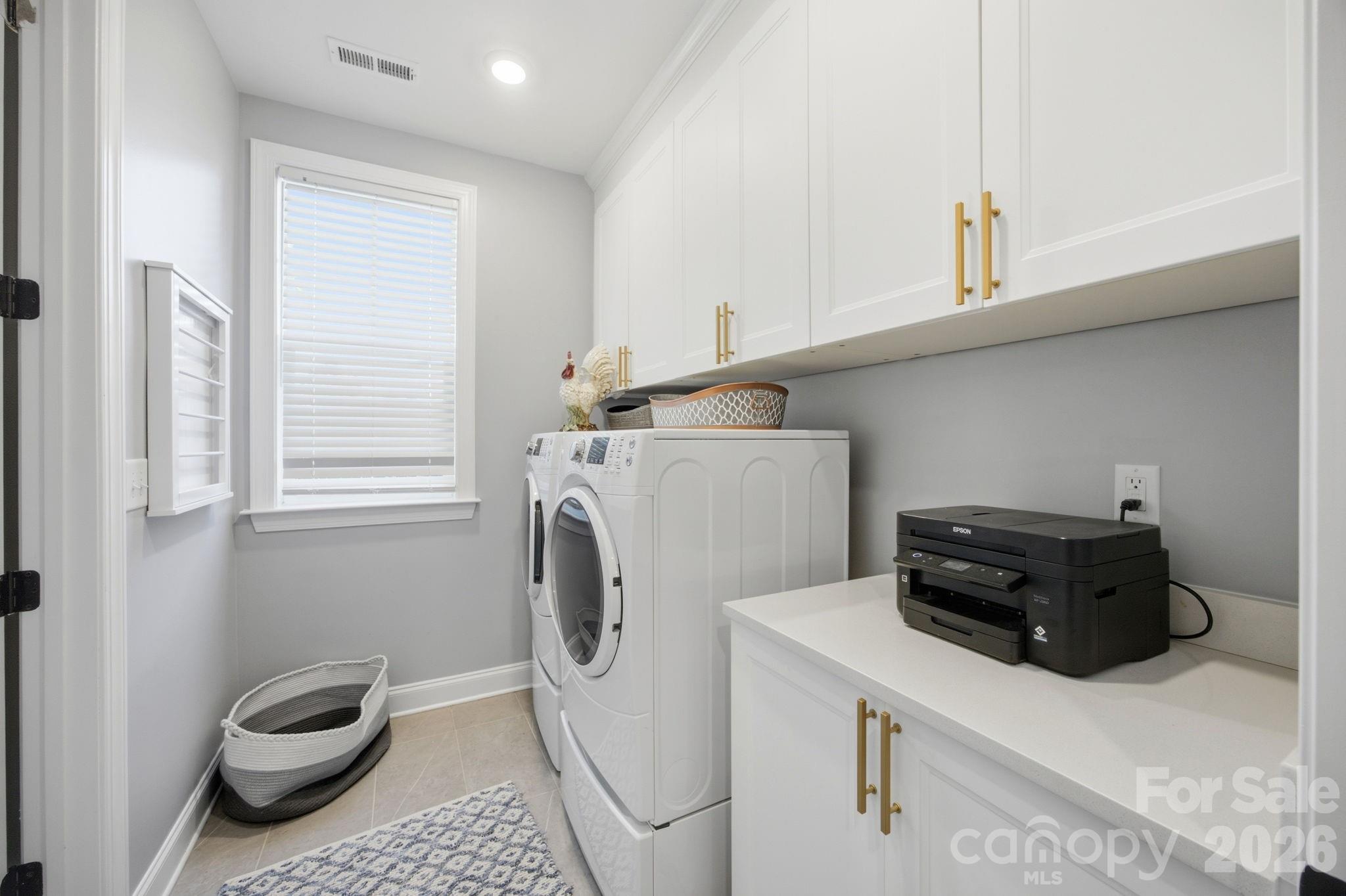 Single Family Residence at 104 Sisters Cove Court, Mooresville, photo 25 of 35