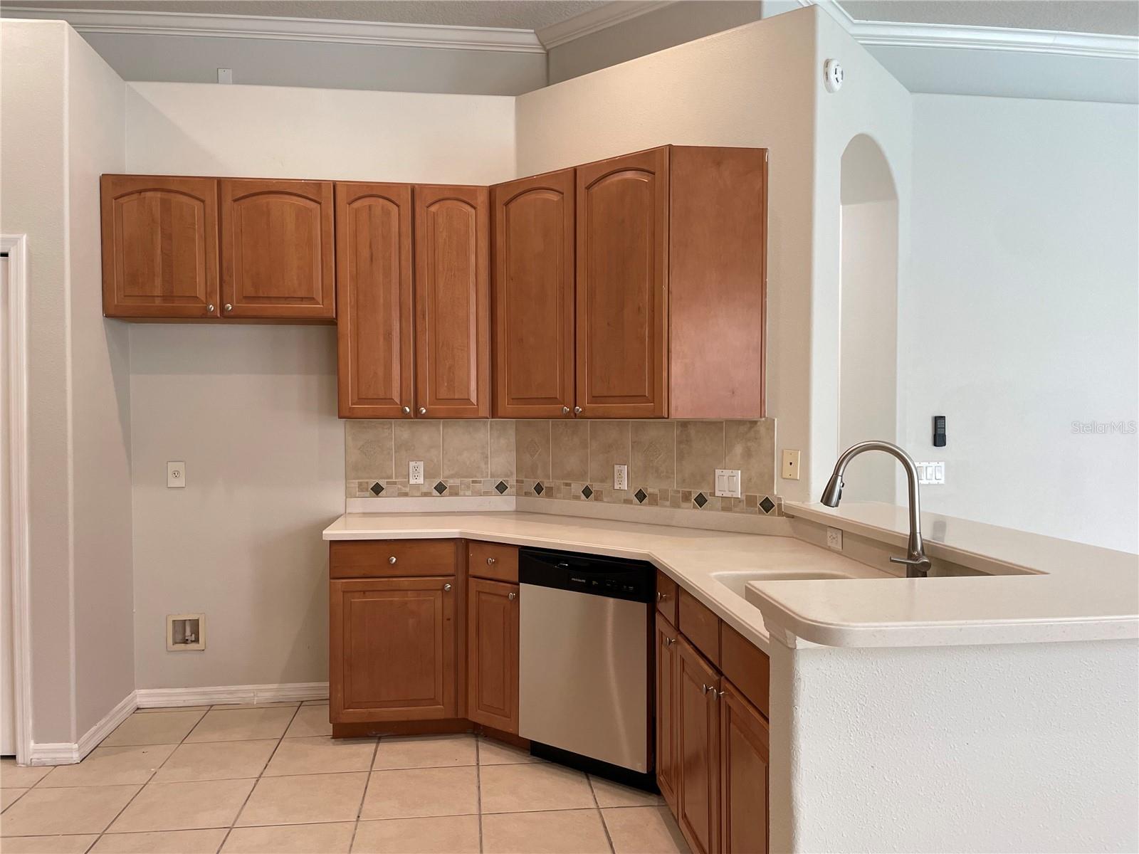 Single Family Residence at 6119 PALOMINO CIR, BRADENTON, photo 9 of 27