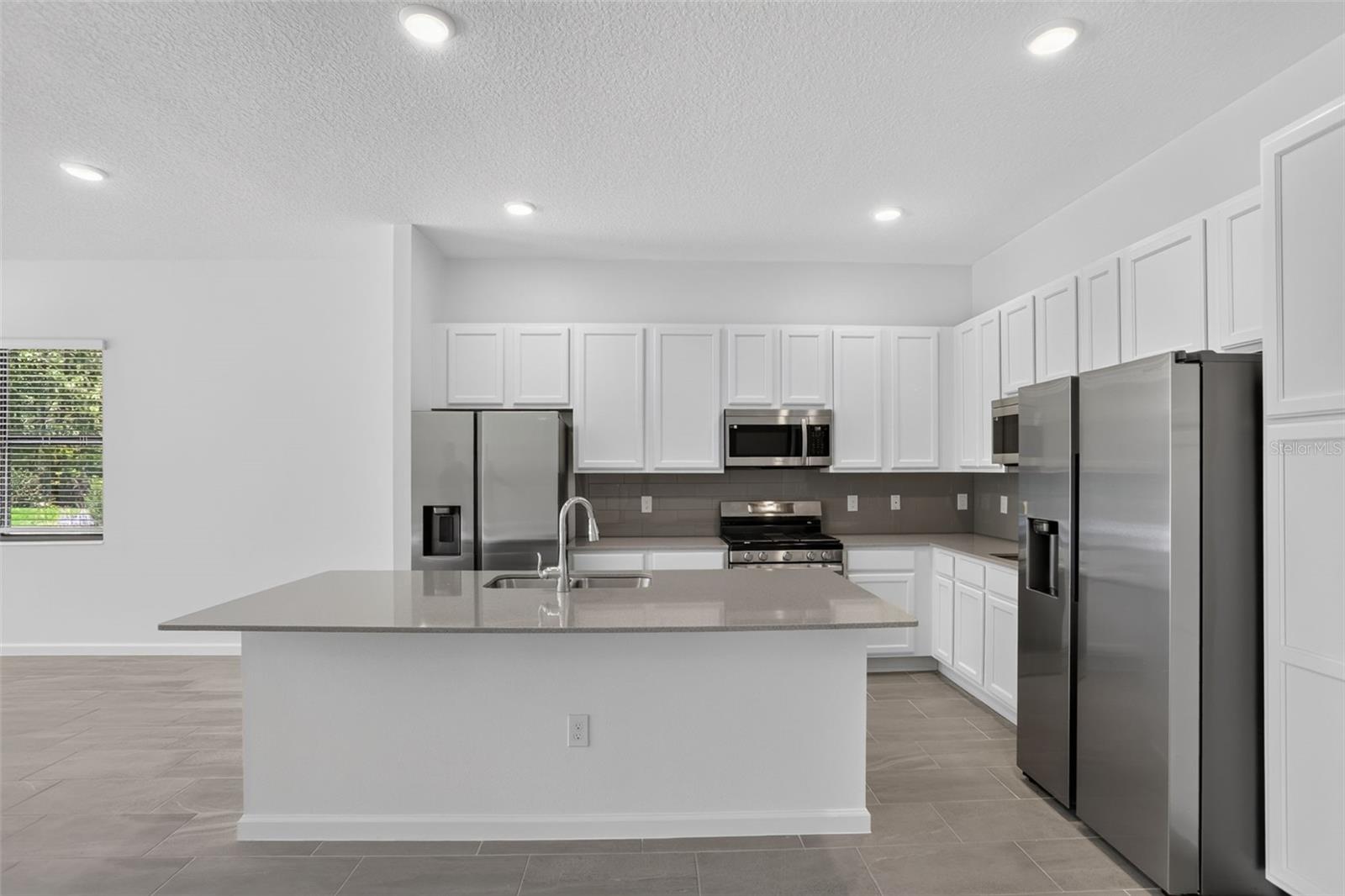 Single Family Residence at 1242 BUTTERFLY ORCHID RD, DAVENPORT, photo 14 of 126