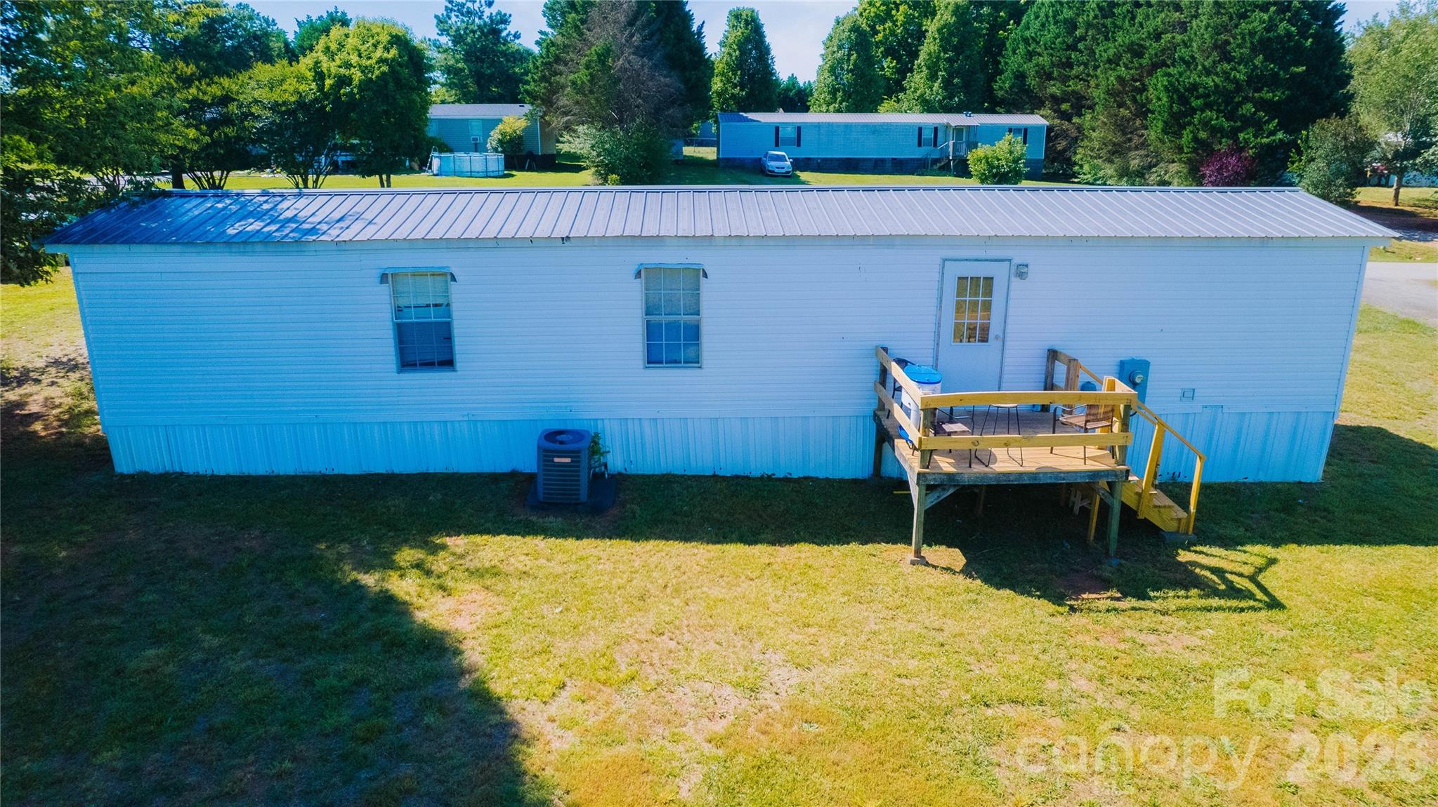 Single Family Residence at 1341 Freedom Lane, Newton, photo 4 of 22